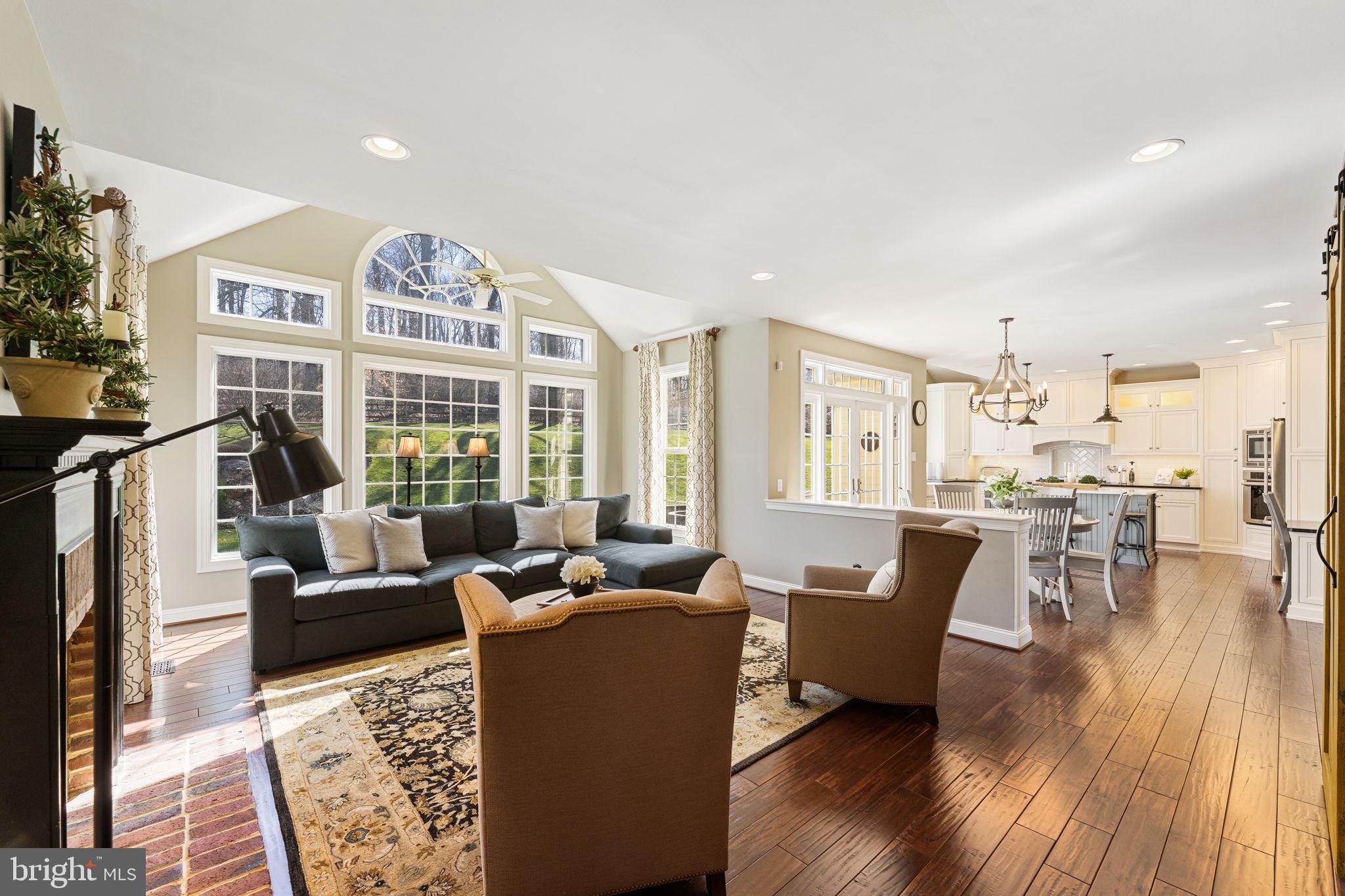 WHITEHORSE - Residential