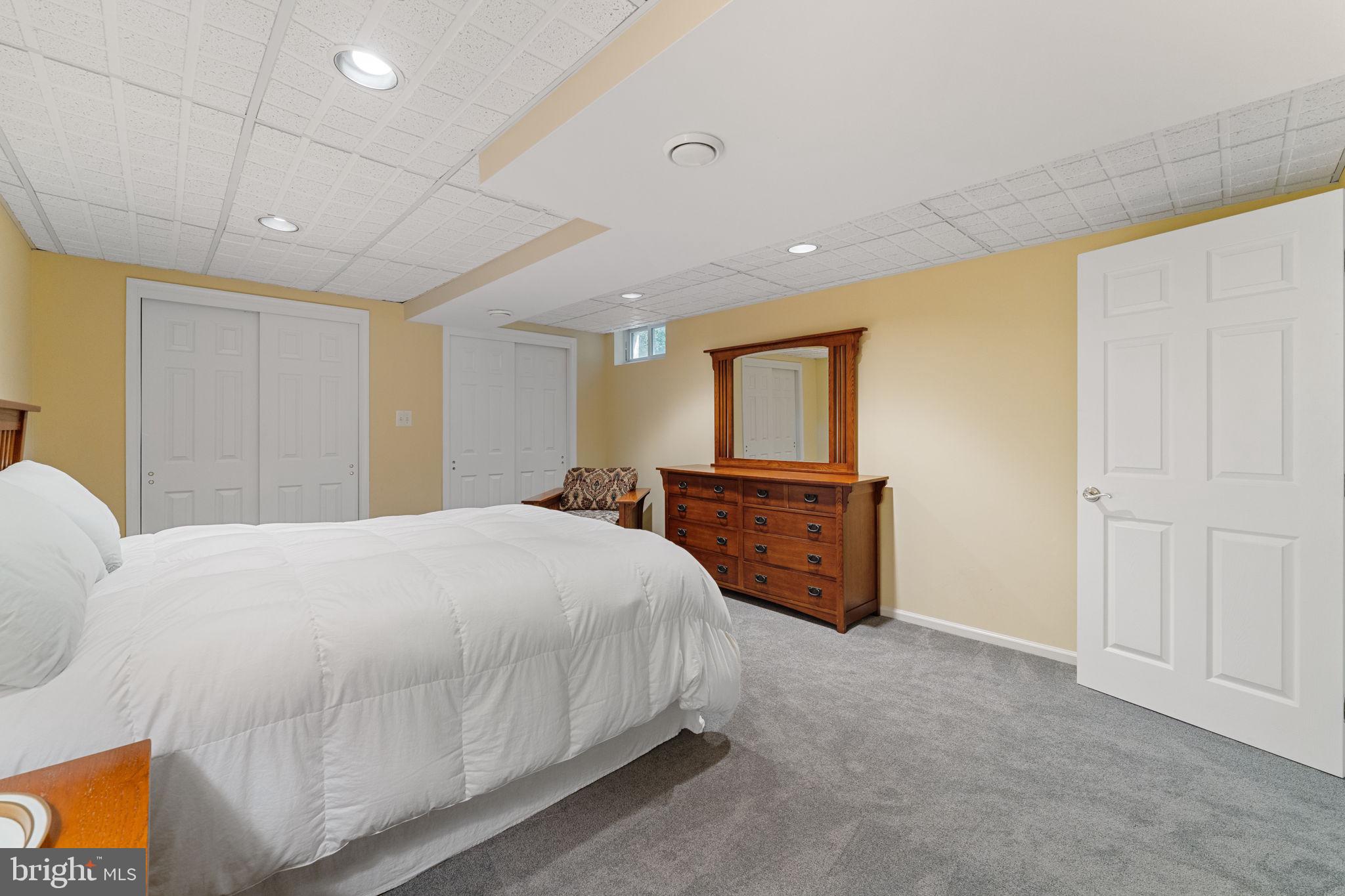 WHITEHORSE - Residential