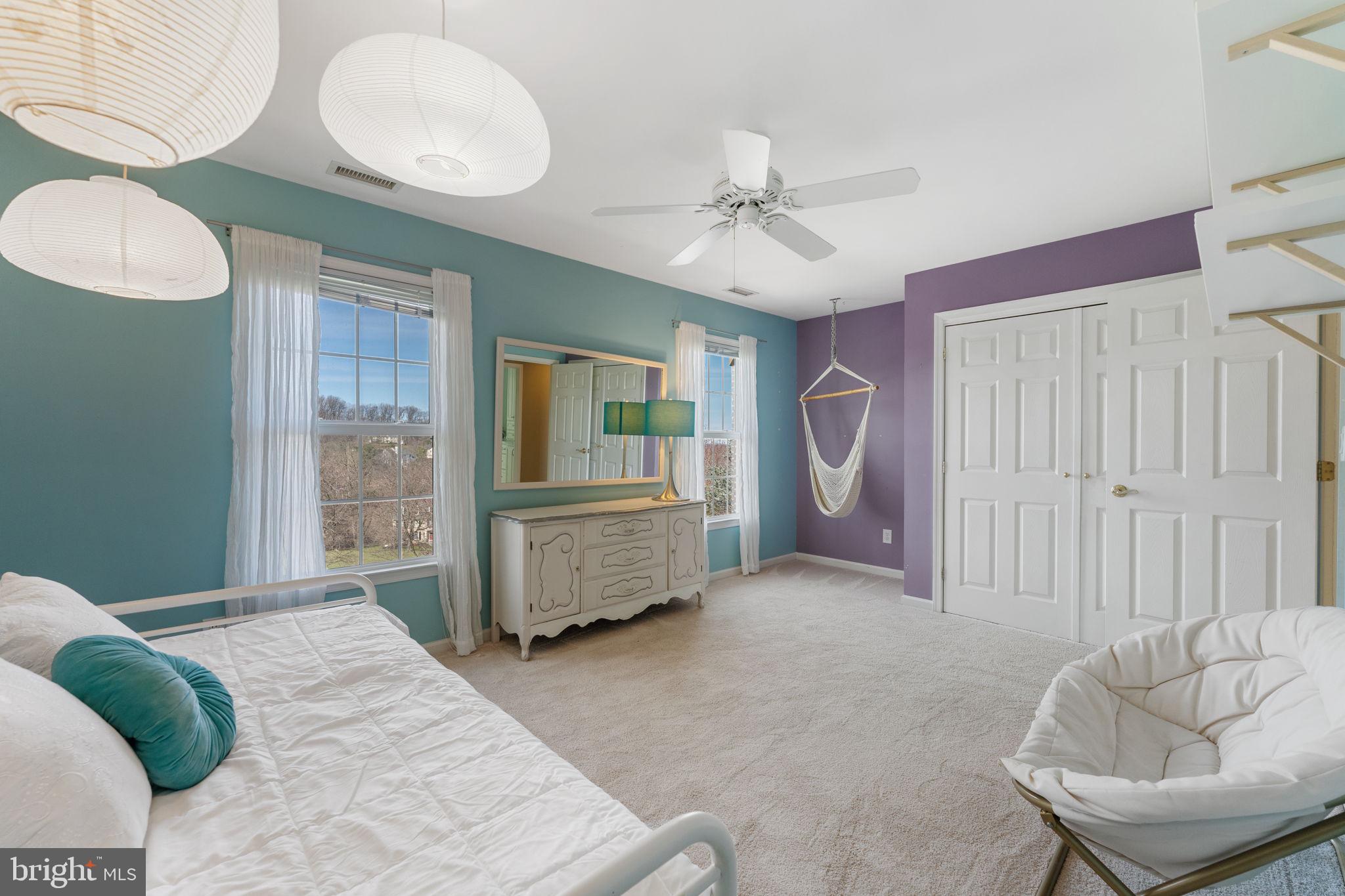 WHITEHORSE - Residential