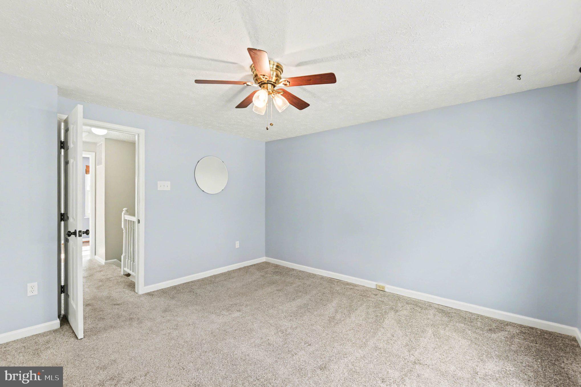 LAUREL WOODS - Residential