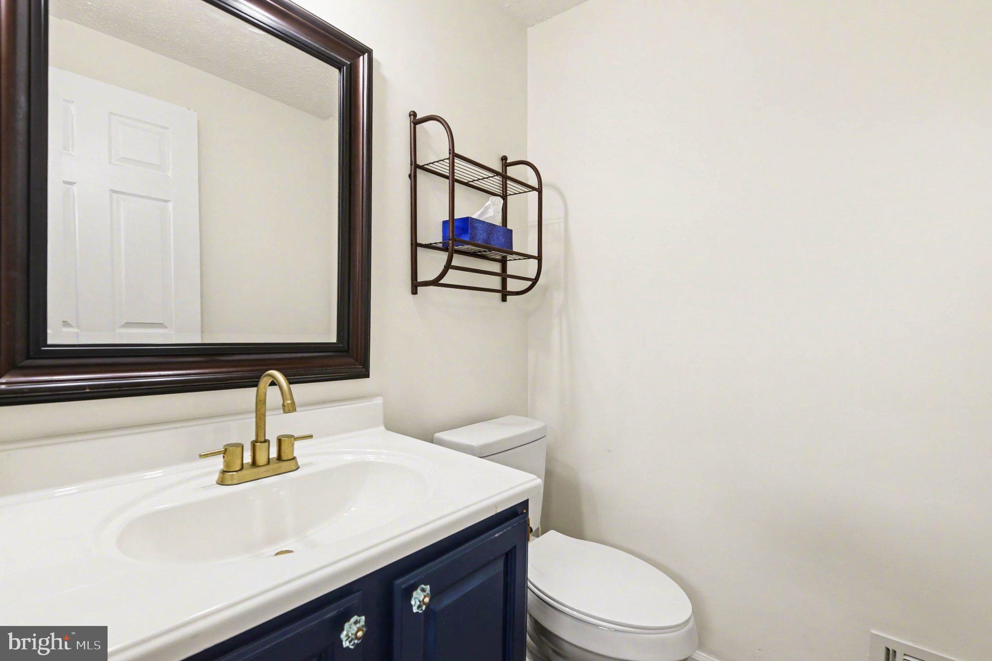 LAUREL WOODS - Residential