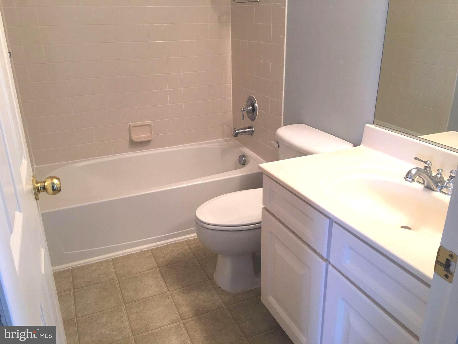 WESTBURY PUB - Residential