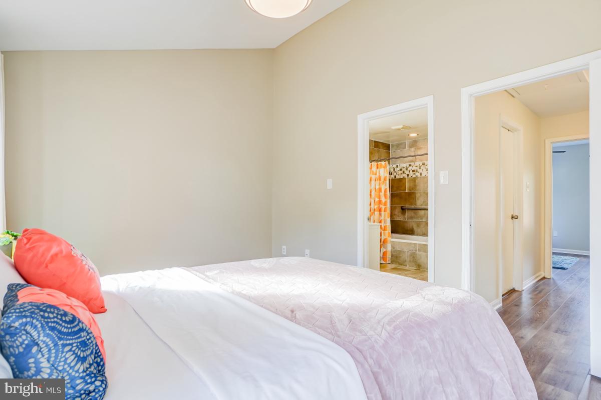 WATERS LANDING - Residential