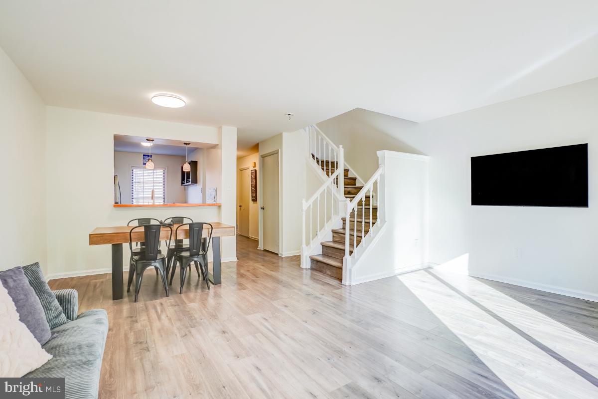 WATERS LANDING - Residential