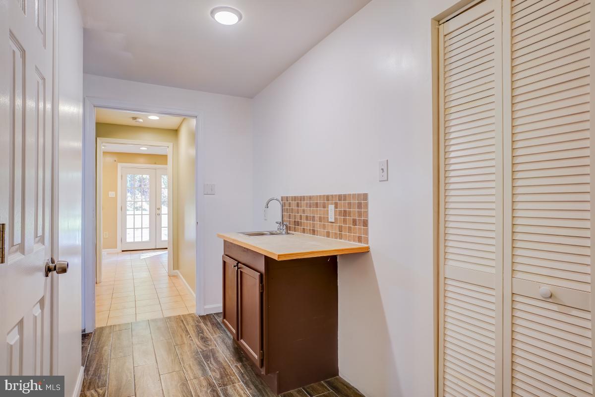 WATERS LANDING - Residential