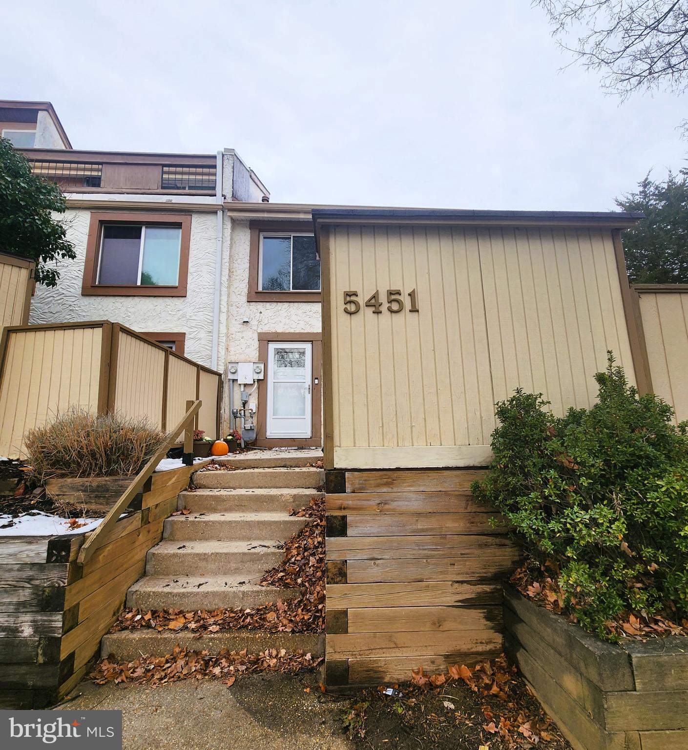 HARPERS CHOICE - Residential Lease