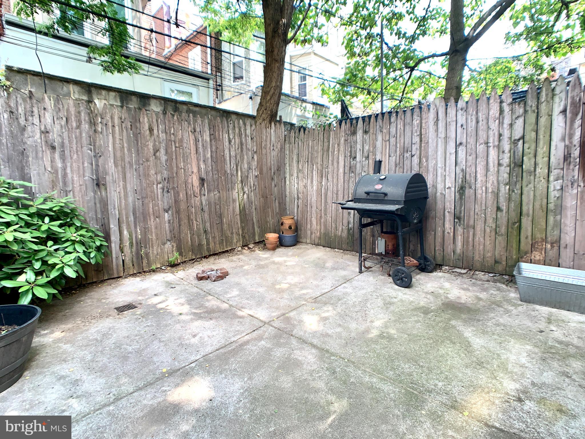 FAIRMOUNT - Residential