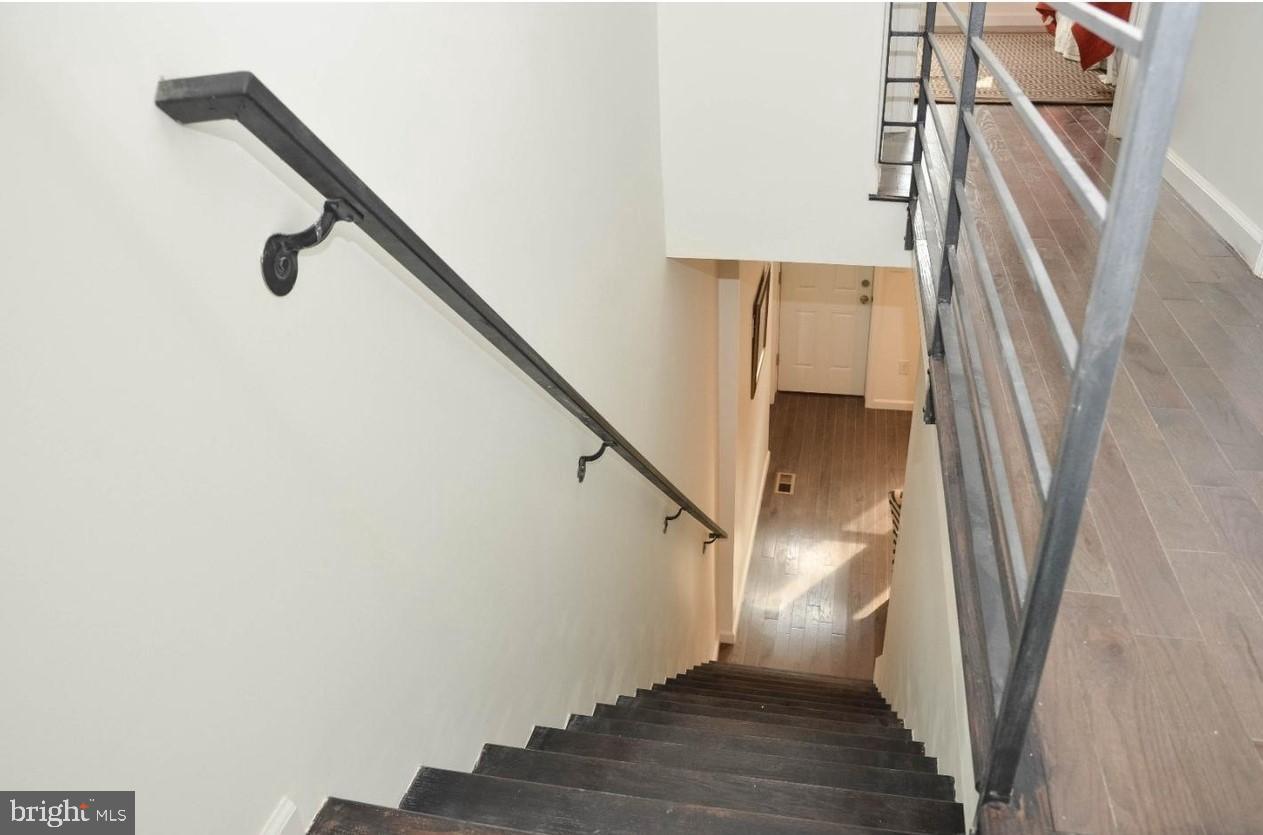 FAIRMOUNT - Residential