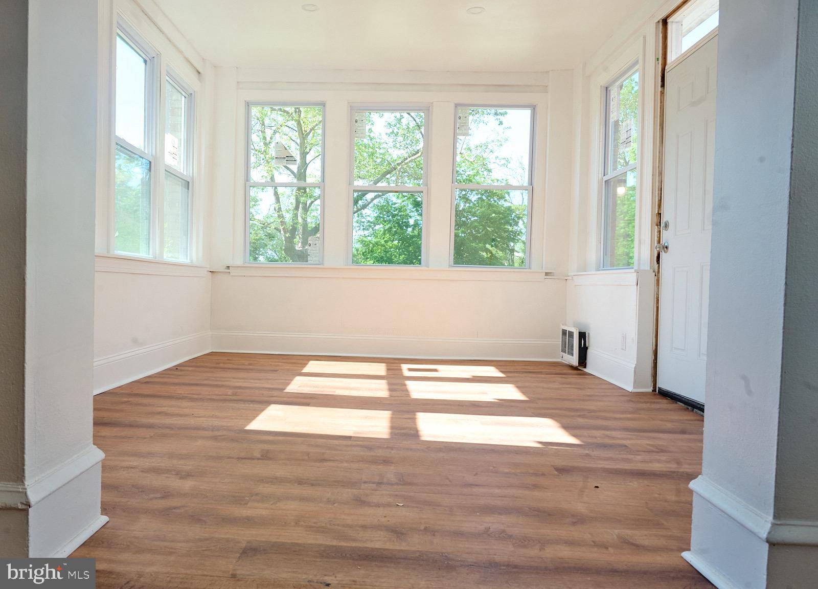 6121 COBBS CREEK PARKWAY