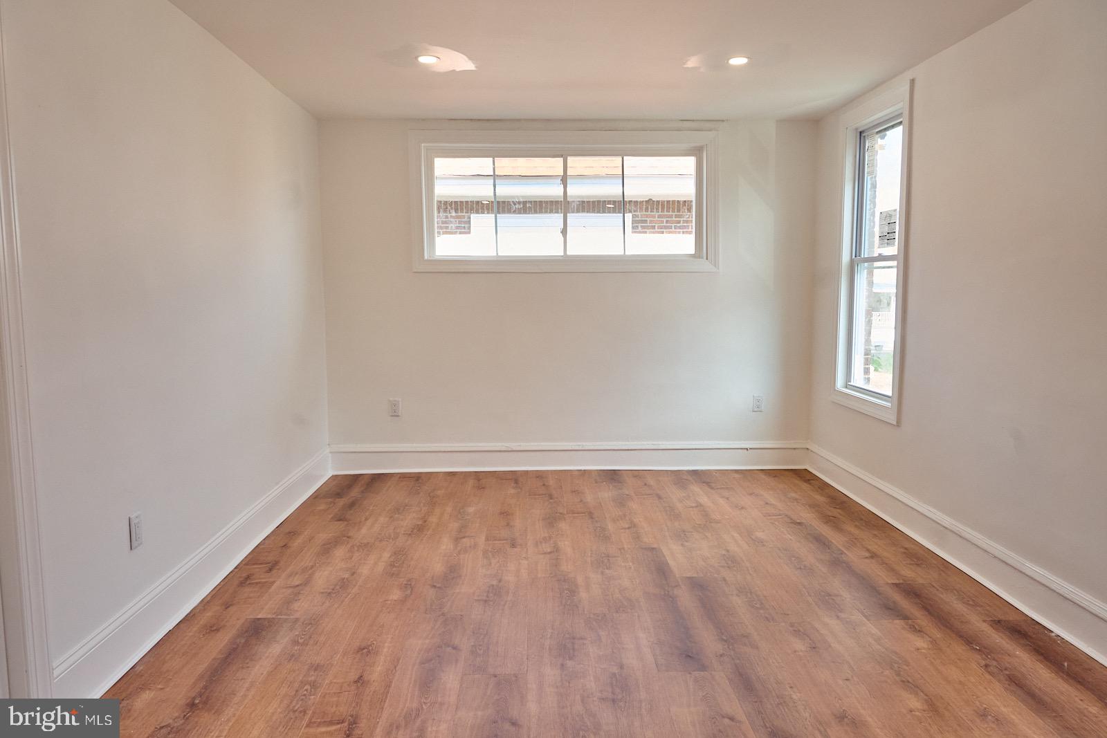 COBBS CREEK - Residential