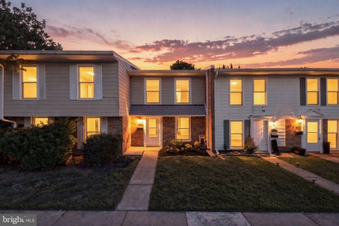 Photo of 2113 Ferguson Place, HERNDON, VA 20170 (MLS # VAFX2344454)