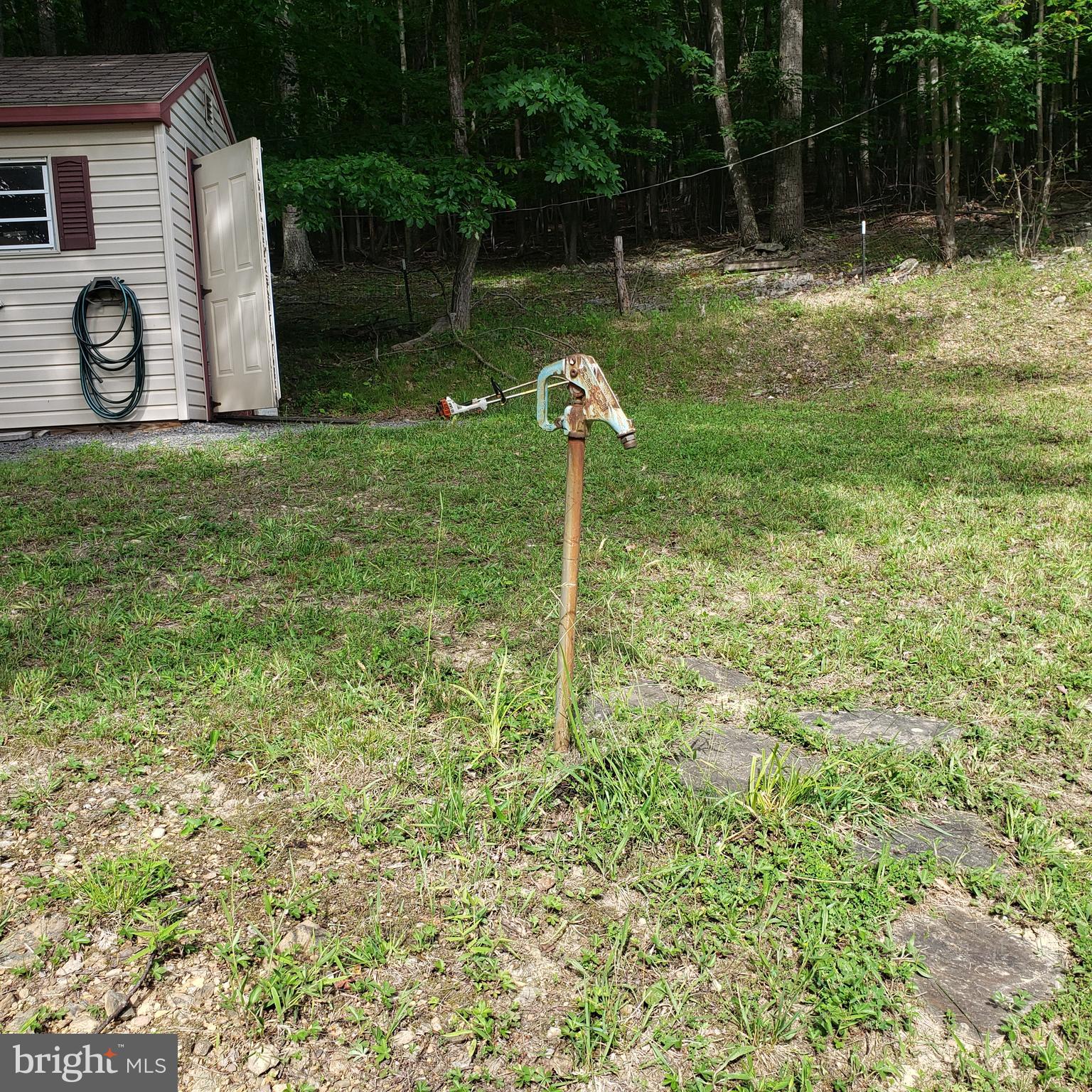 GRASSY MOUNTAIN WOODS - Residential