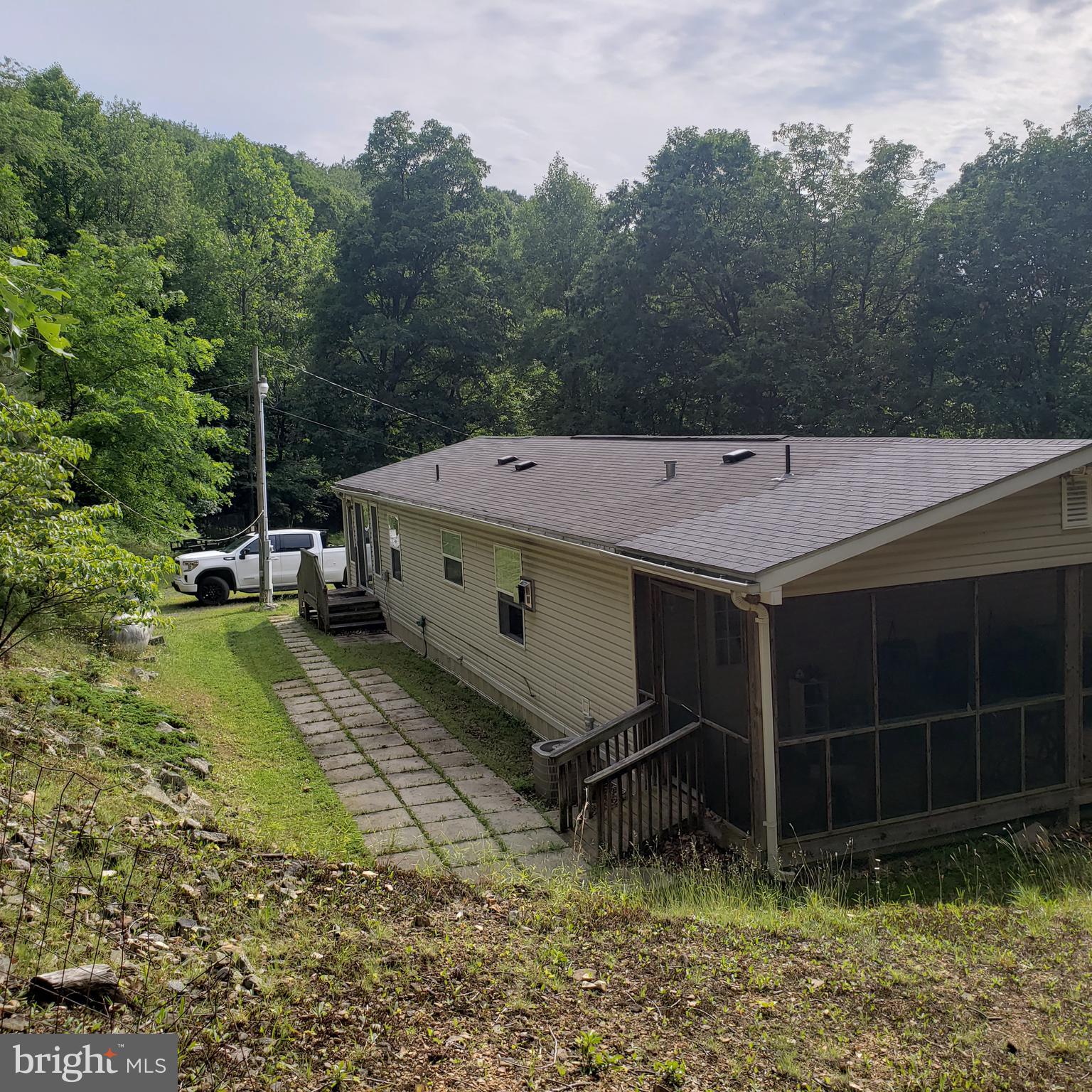 GRASSY MOUNTAIN WOODS - Residential