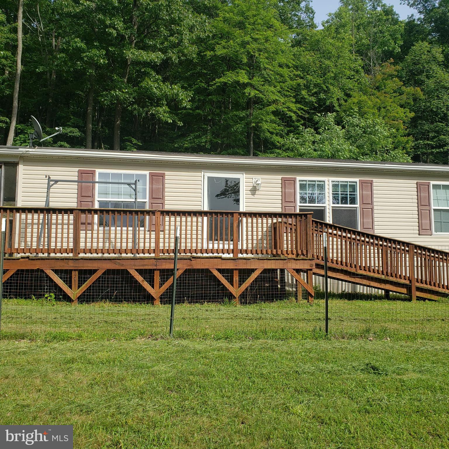 GRASSY MOUNTAIN WOODS - Residential