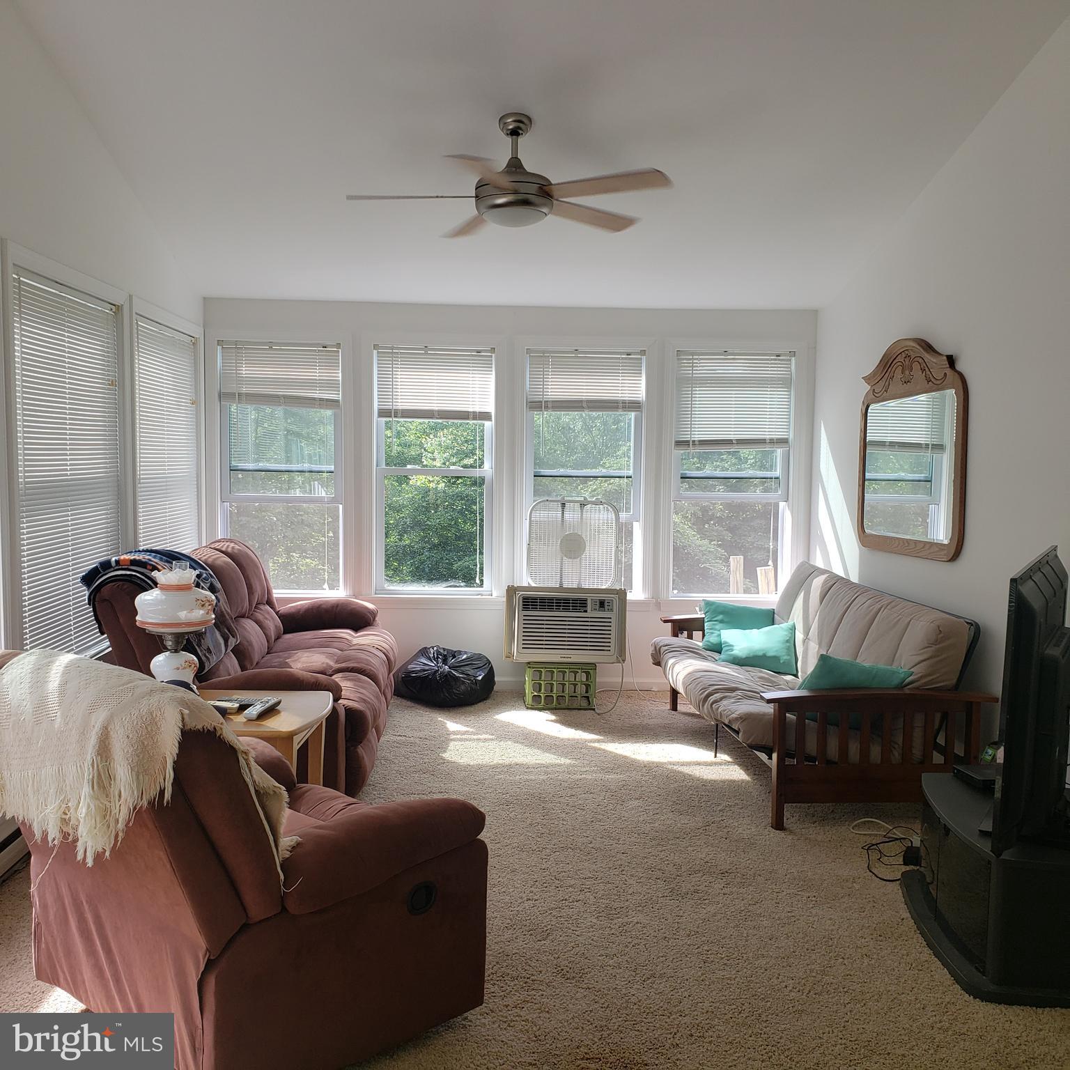 GRASSY MOUNTAIN WOODS - Residential