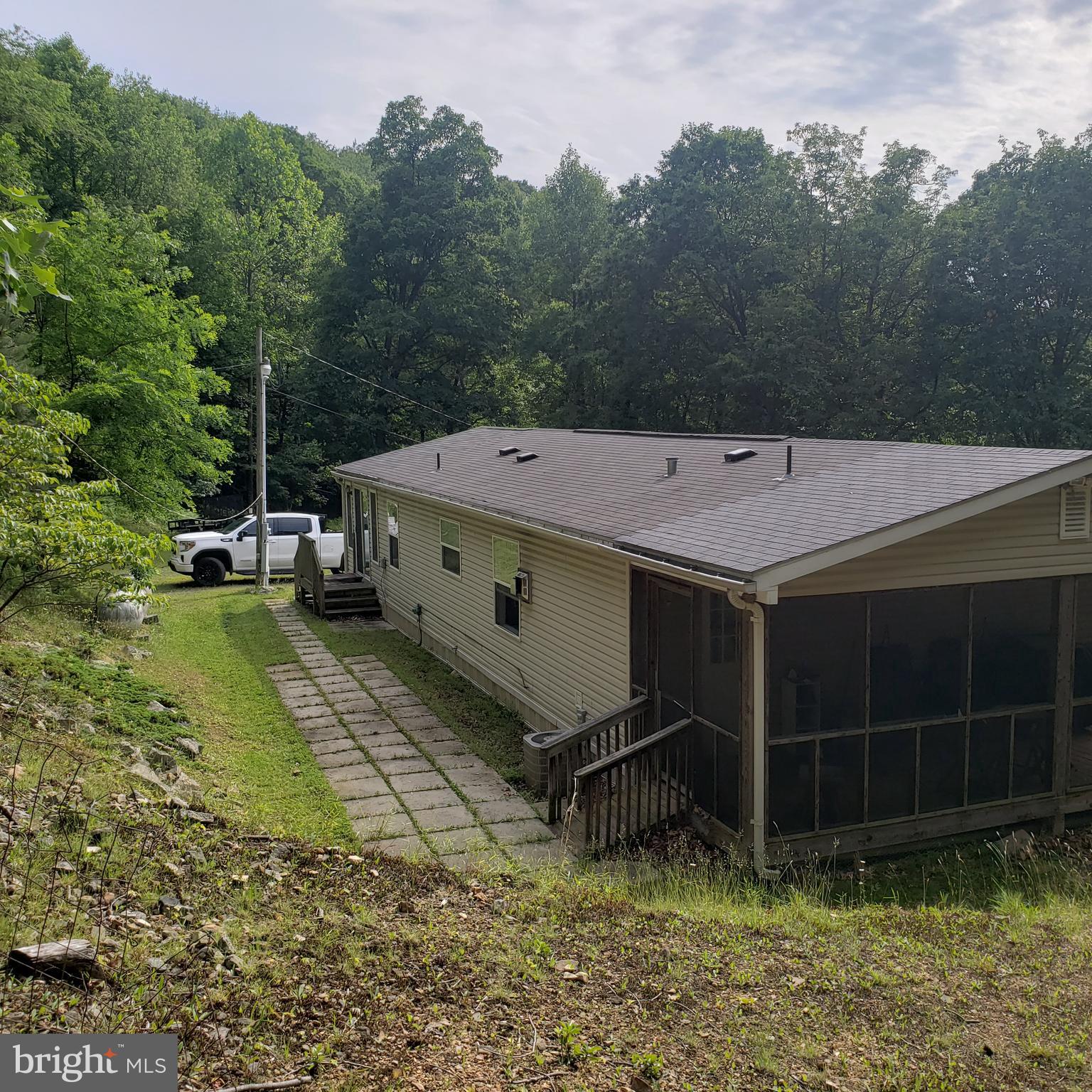 GRASSY MOUNTAIN WOODS - Residential