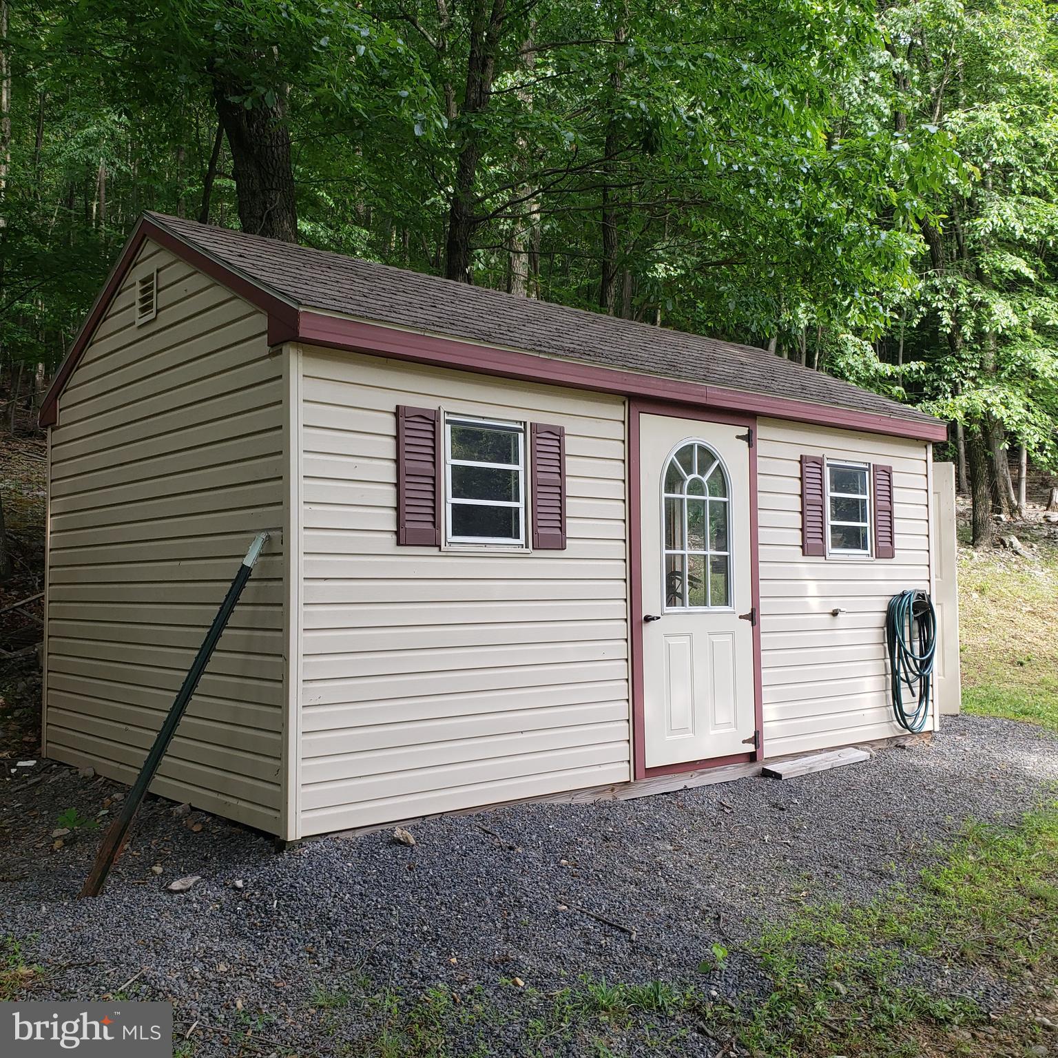 GRASSY MOUNTAIN WOODS - Residential
