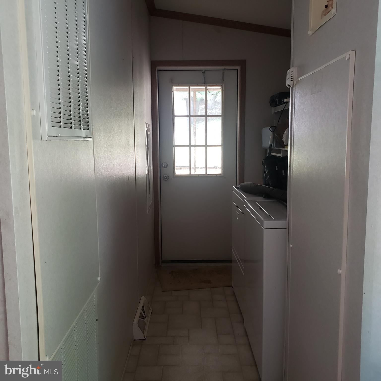 GRASSY MOUNTAIN WOODS - Residential