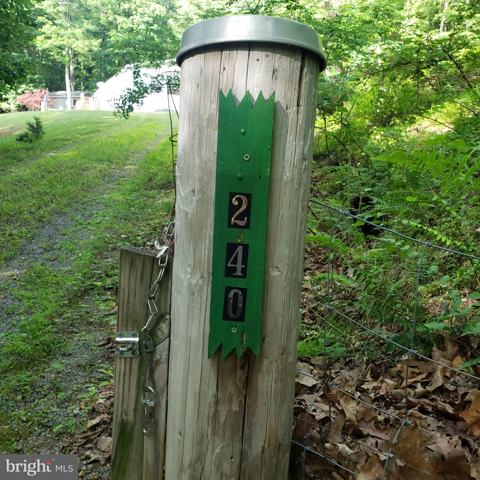 GRASSY MOUNTAIN WOODS - Residential