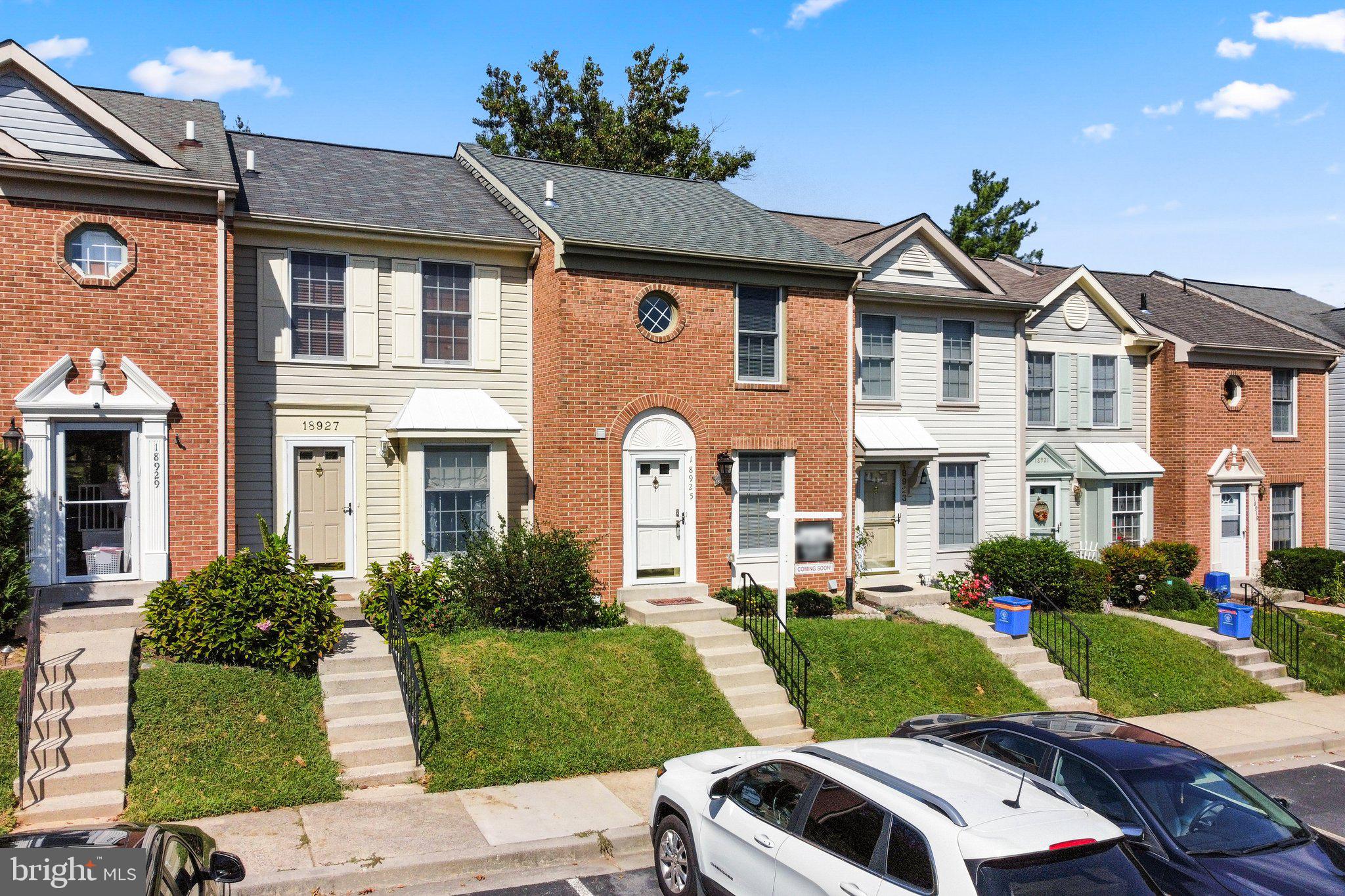 GUNNERS LAKE VILLAGE - Residential