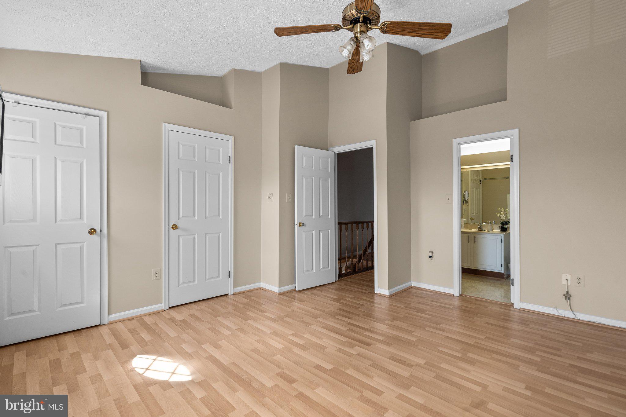 GUNNERS LAKE VILLAGE - Residential