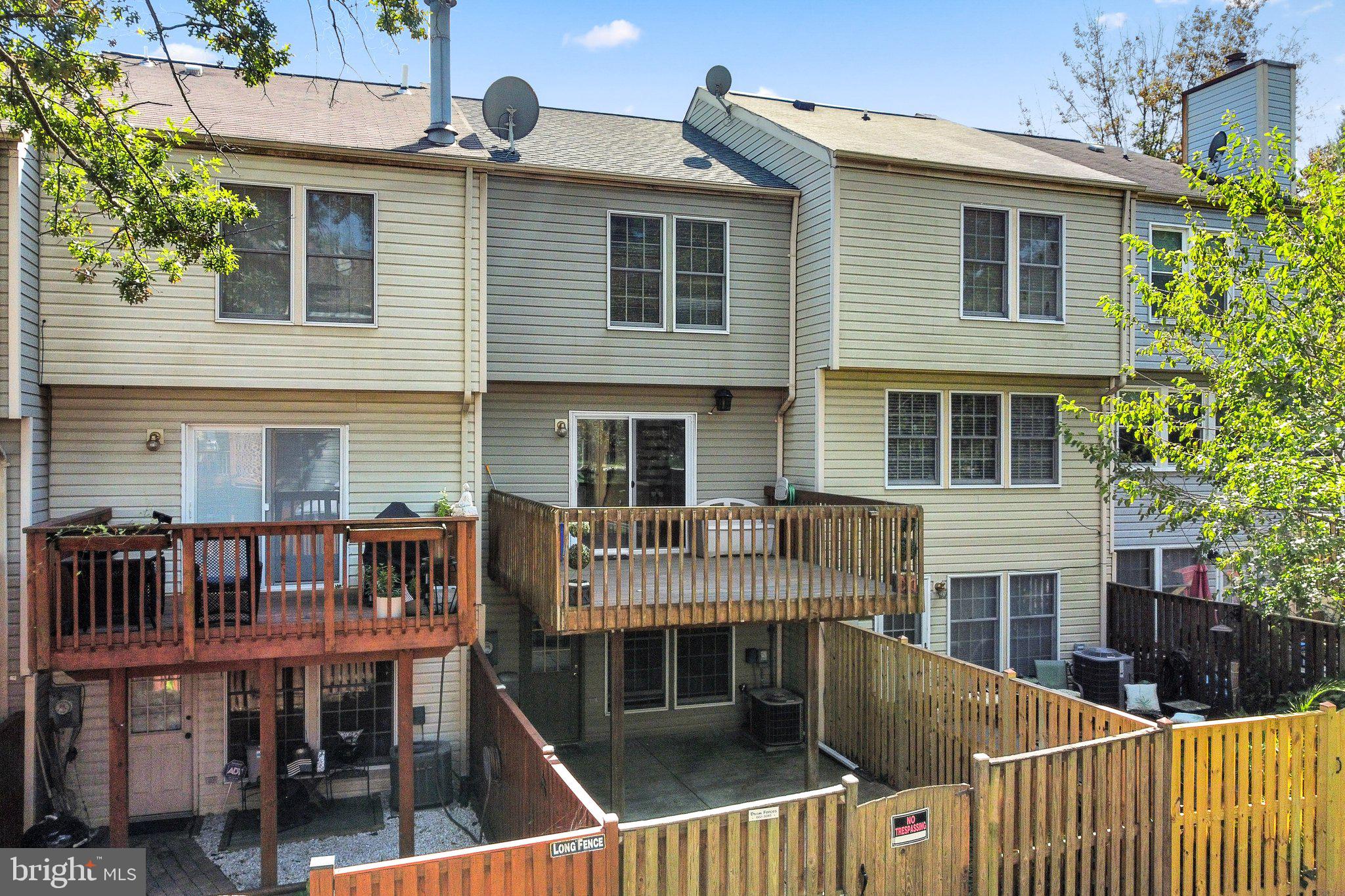 GUNNERS LAKE VILLAGE - Residential