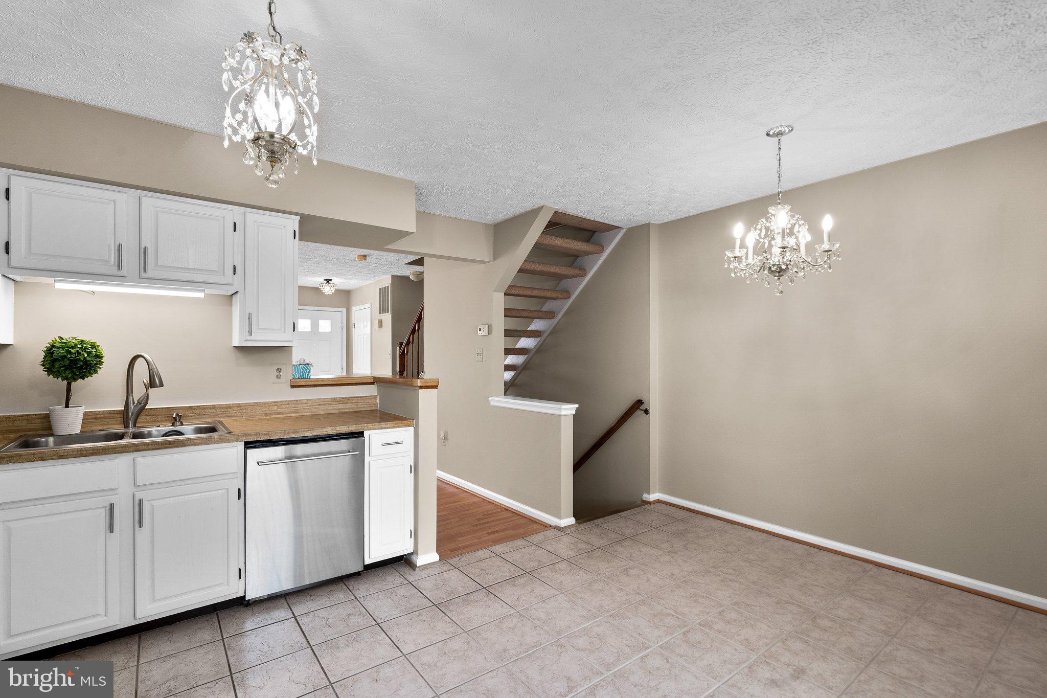 GUNNERS LAKE VILLAGE - Residential