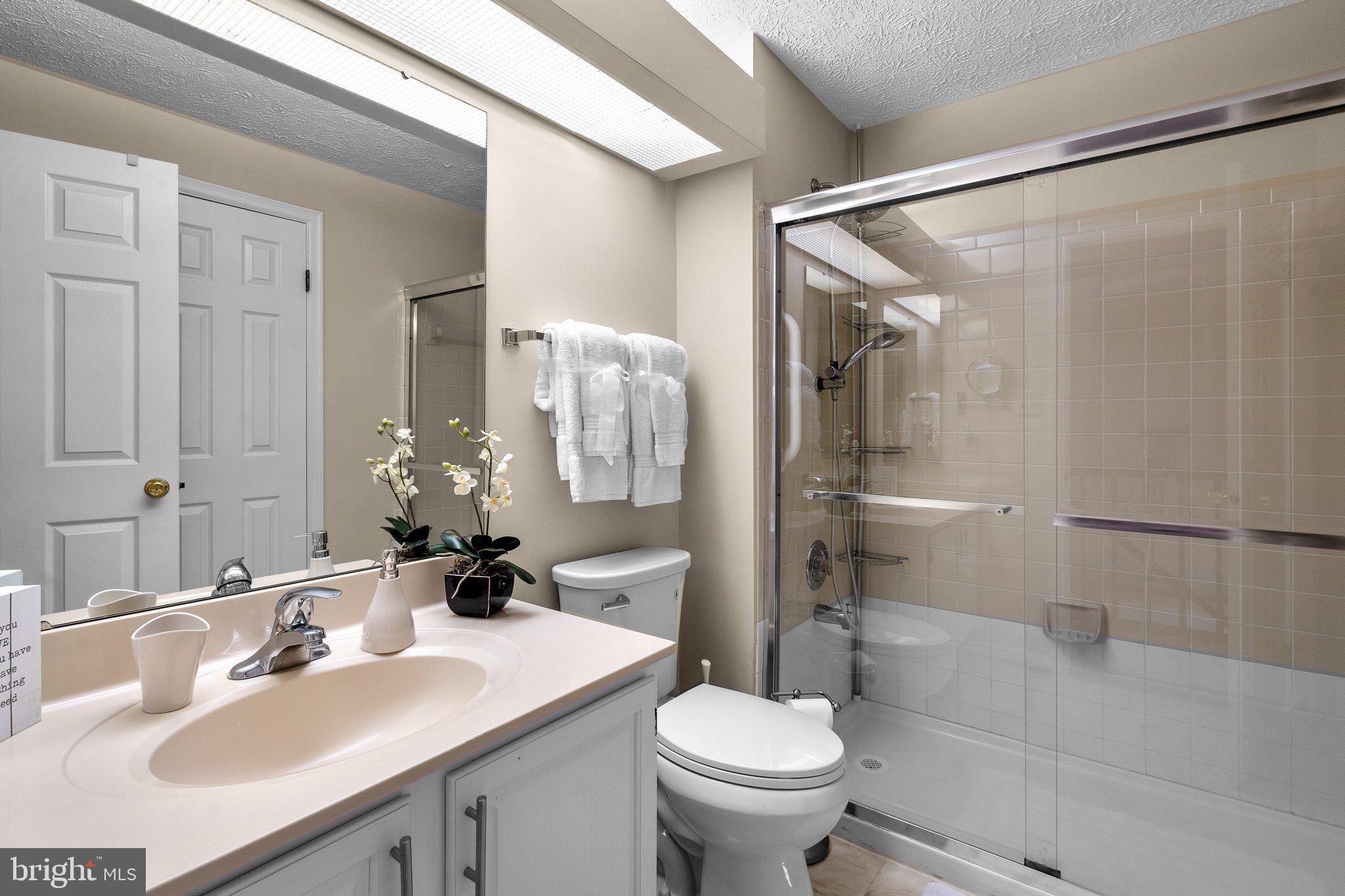 GUNNERS LAKE VILLAGE - Residential