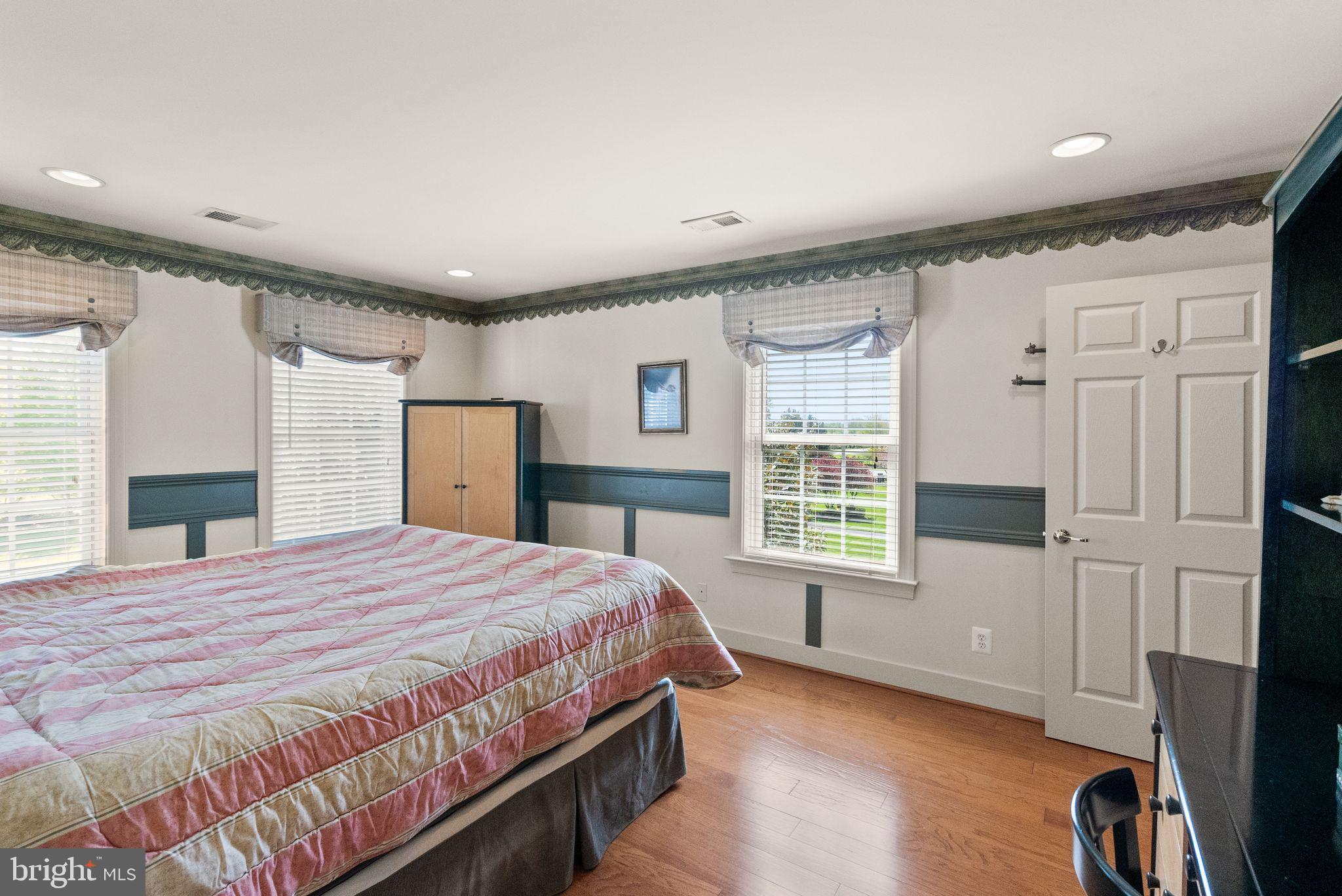 WRIGHT FARM - Residential