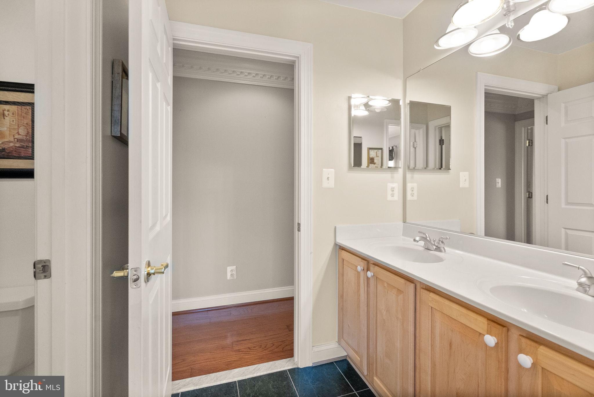 WRIGHT FARM - Residential