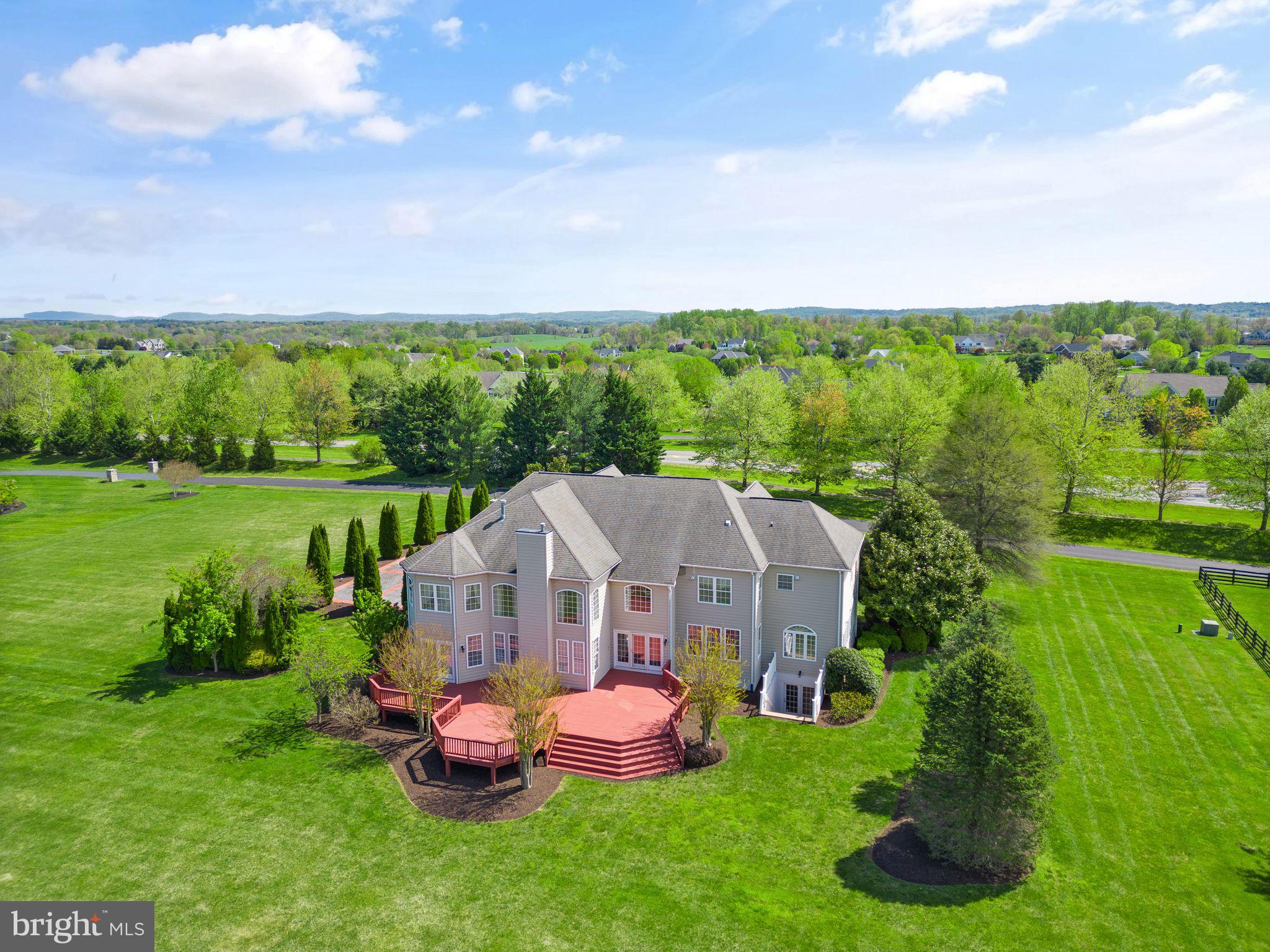 WRIGHT FARM - Residential