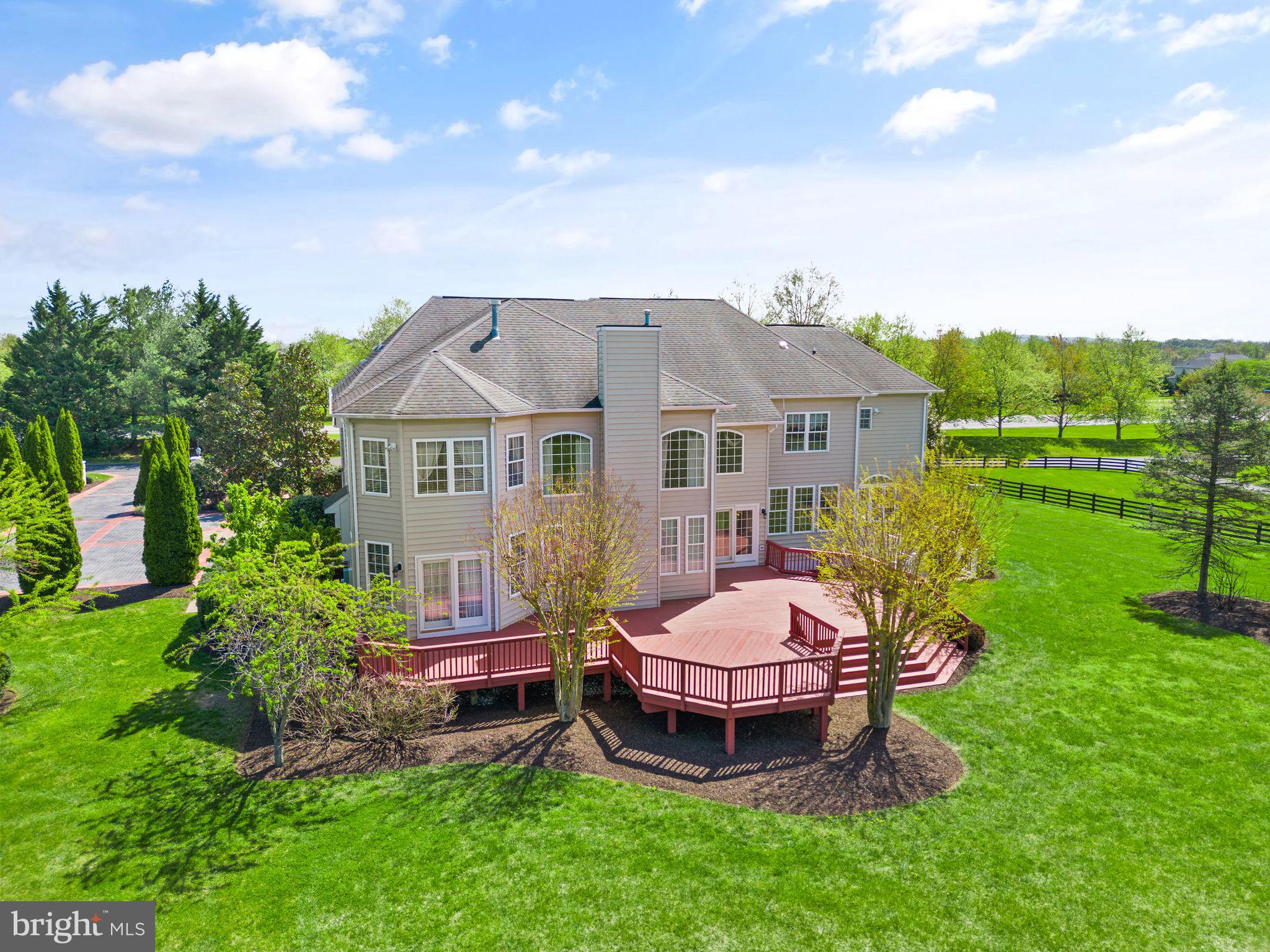 WRIGHT FARM - Residential