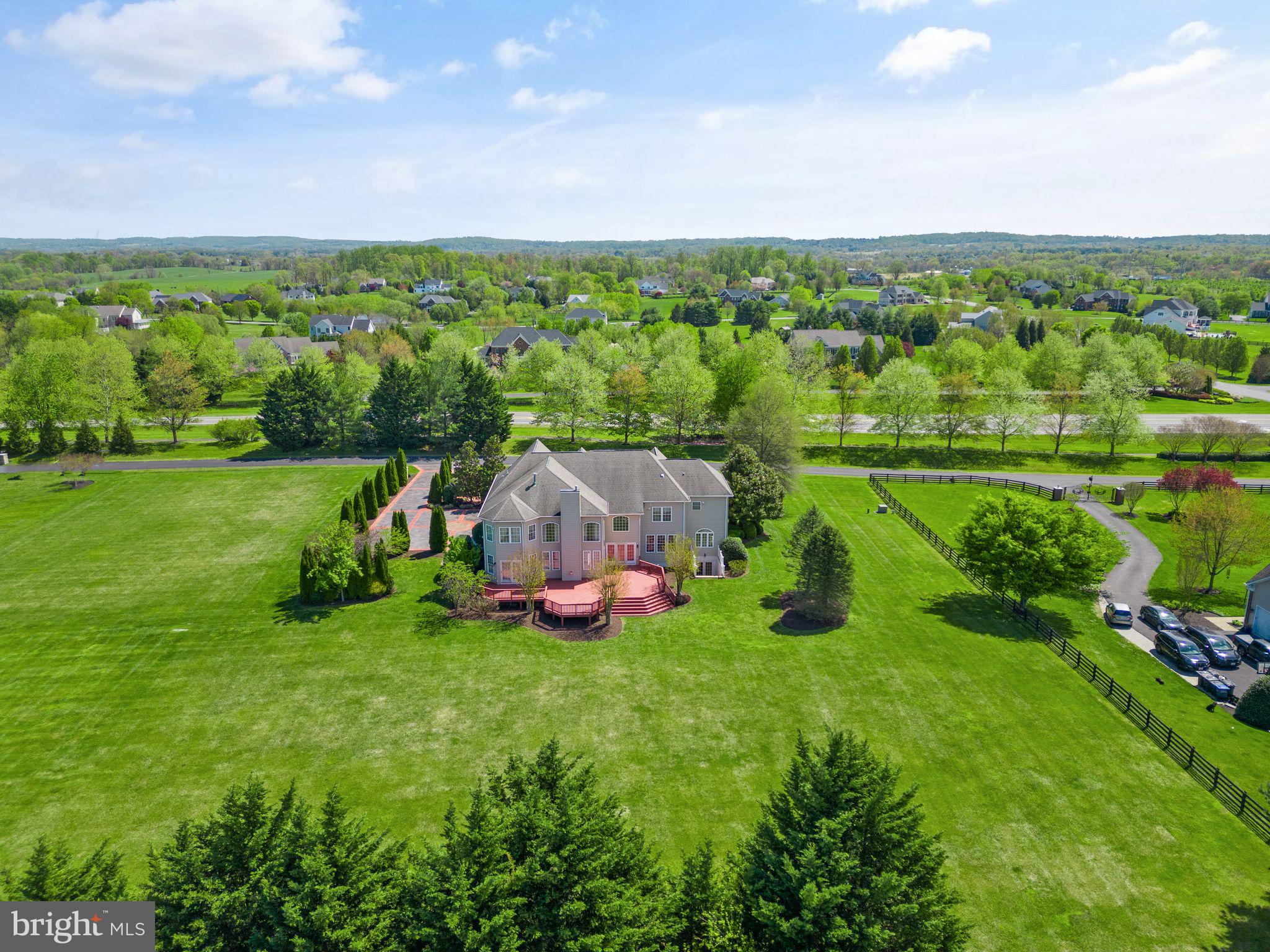 WRIGHT FARM - Residential