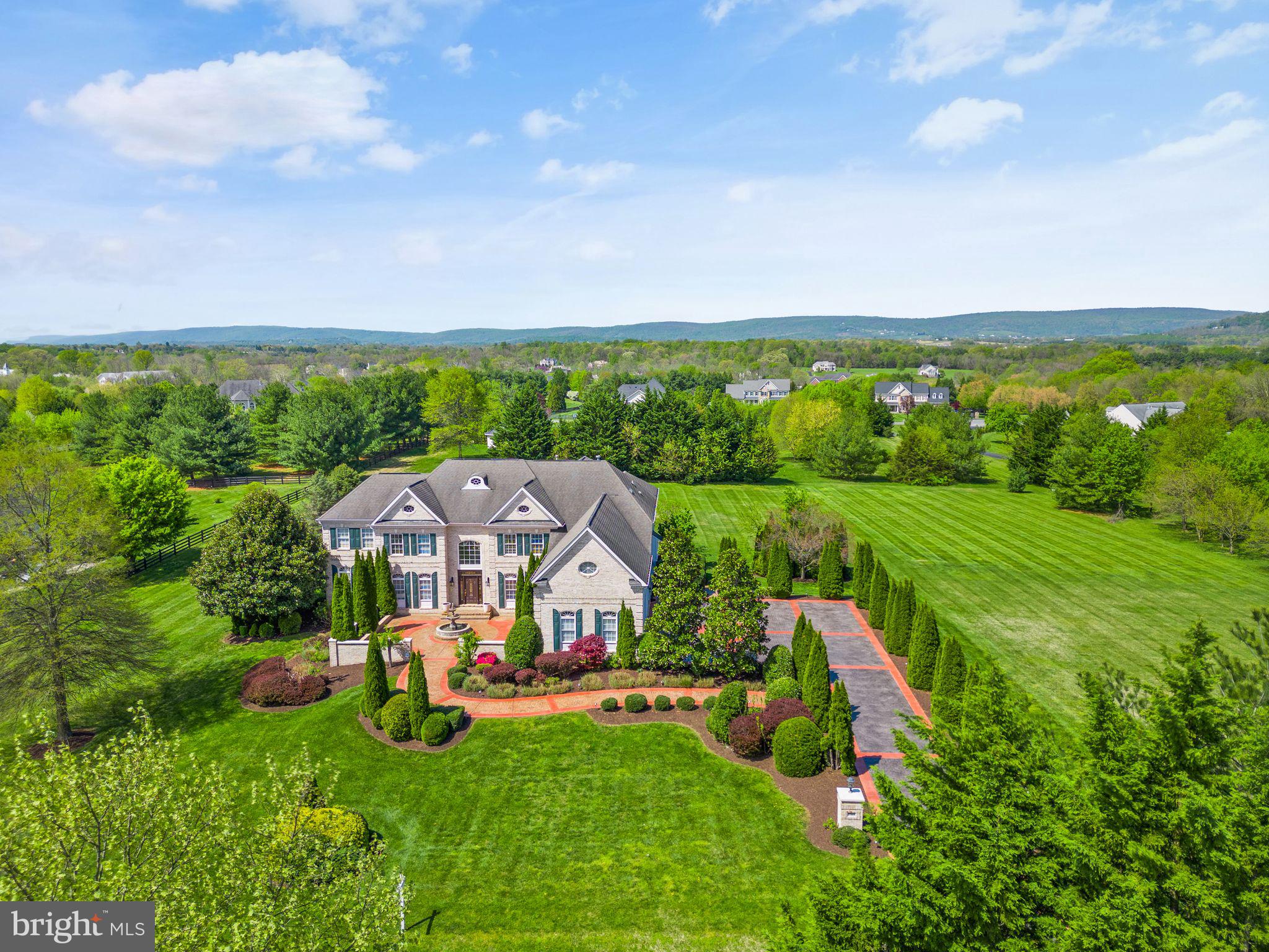 WRIGHT FARM - Residential