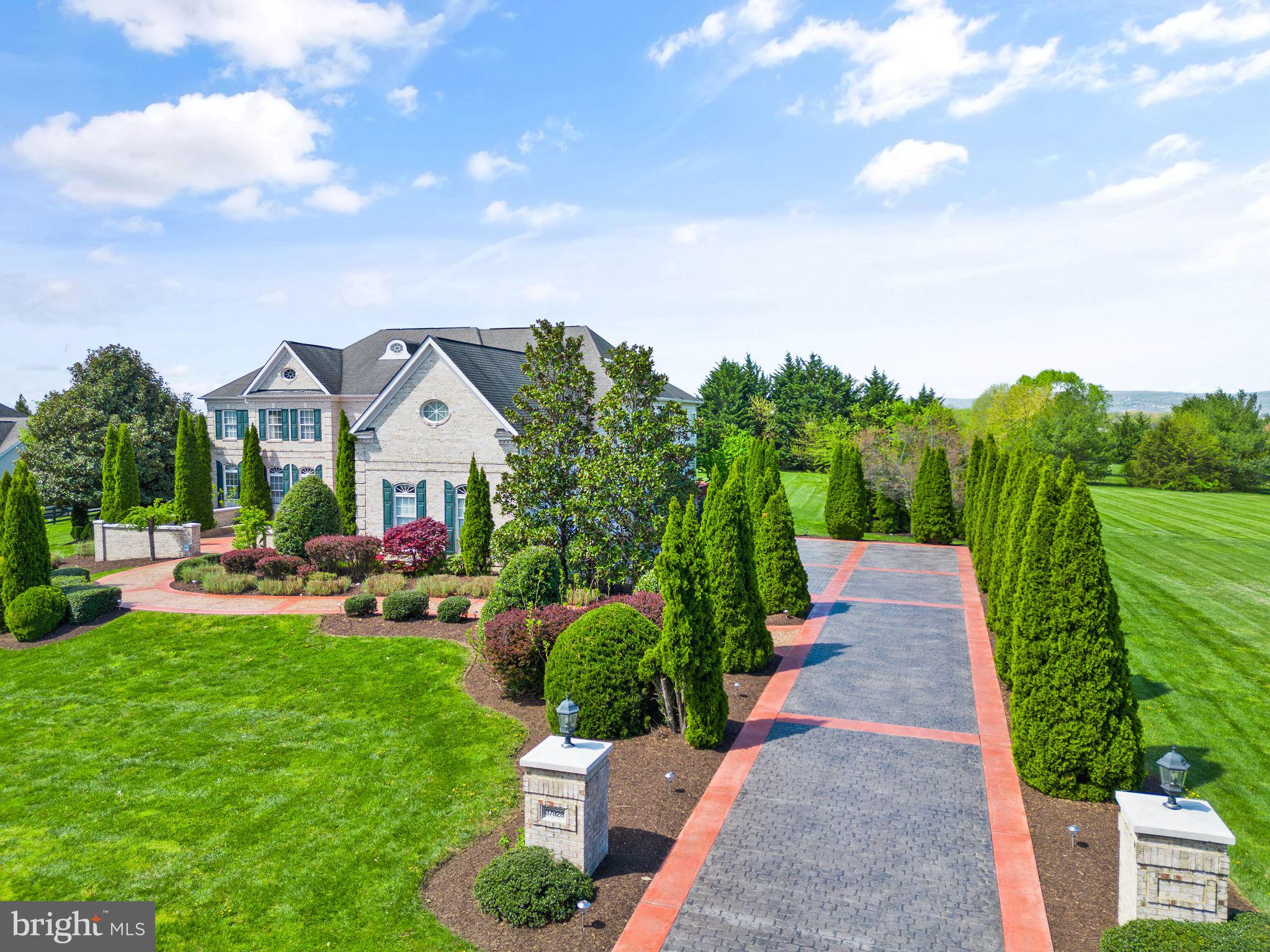 WRIGHT FARM - Residential
