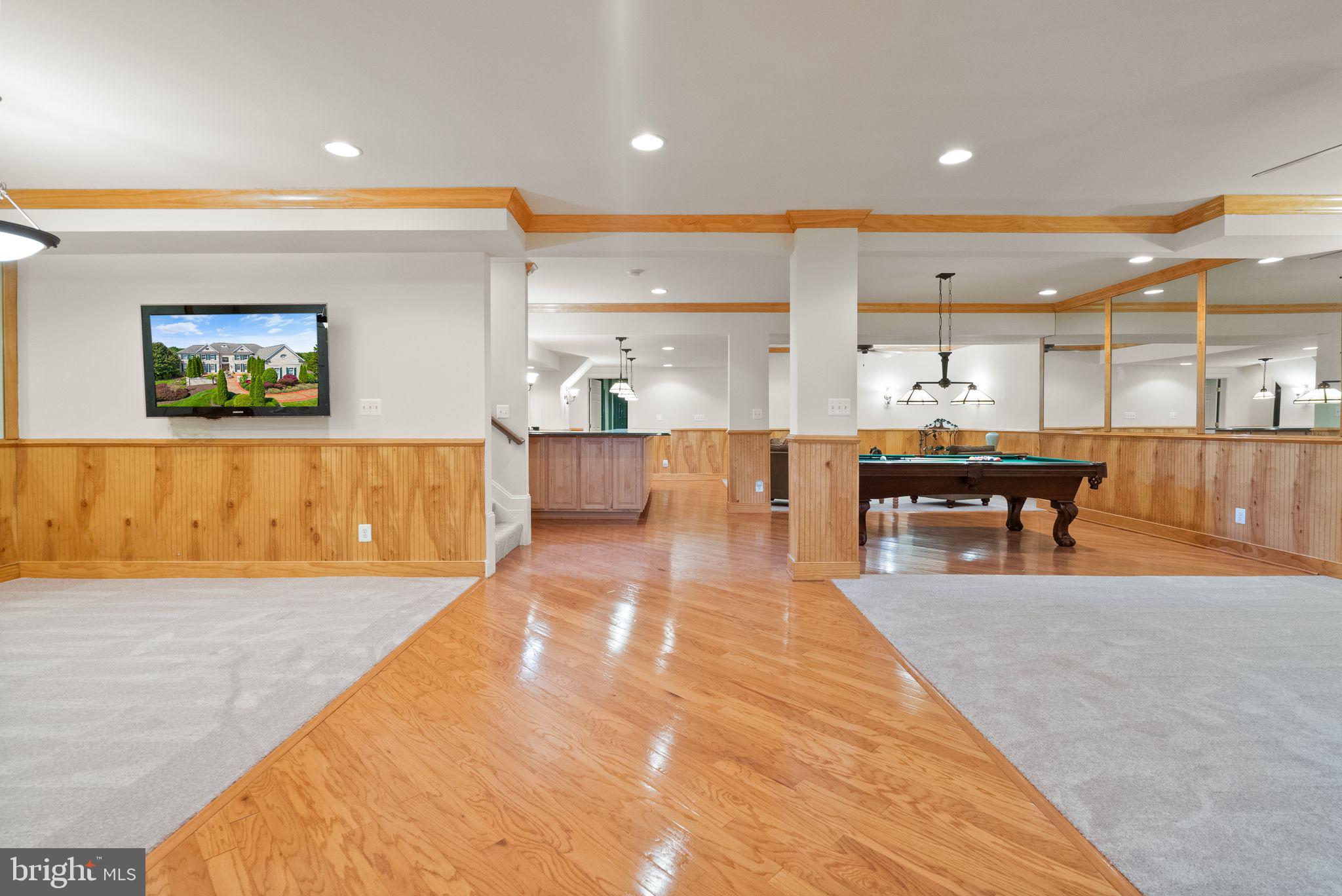 WRIGHT FARM - Residential