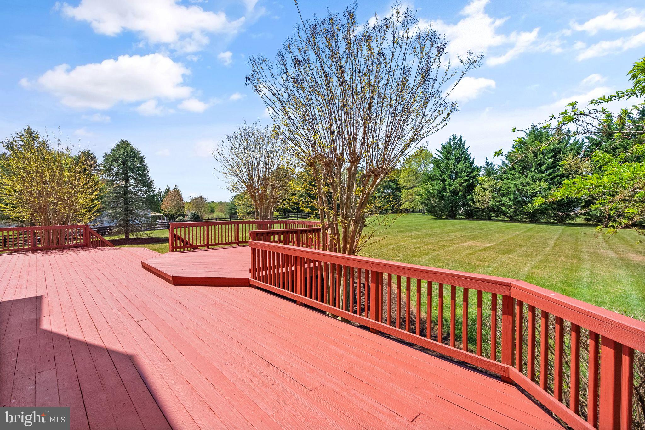 WRIGHT FARM - Residential