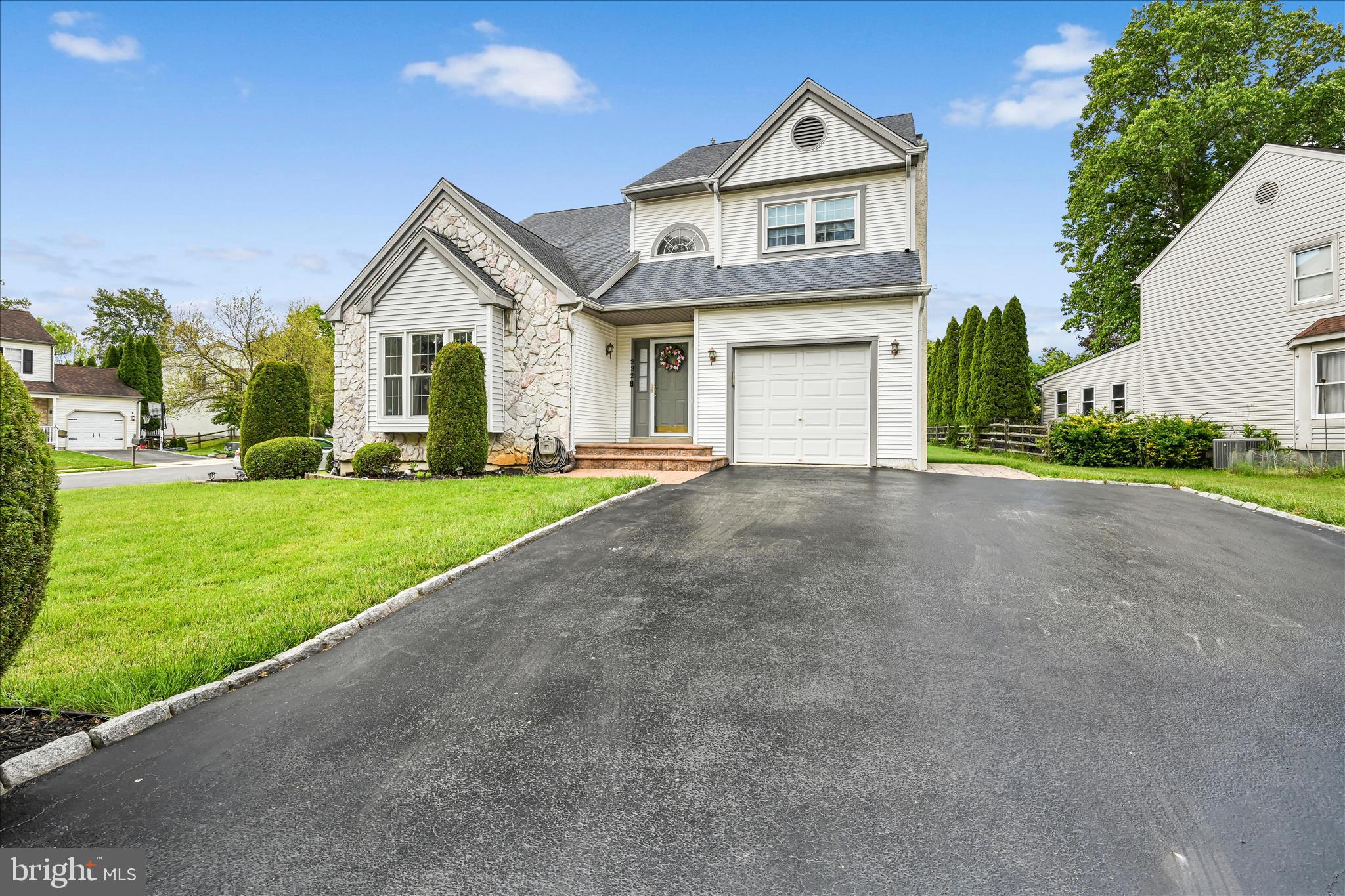 BRIDGEWATER - Residential