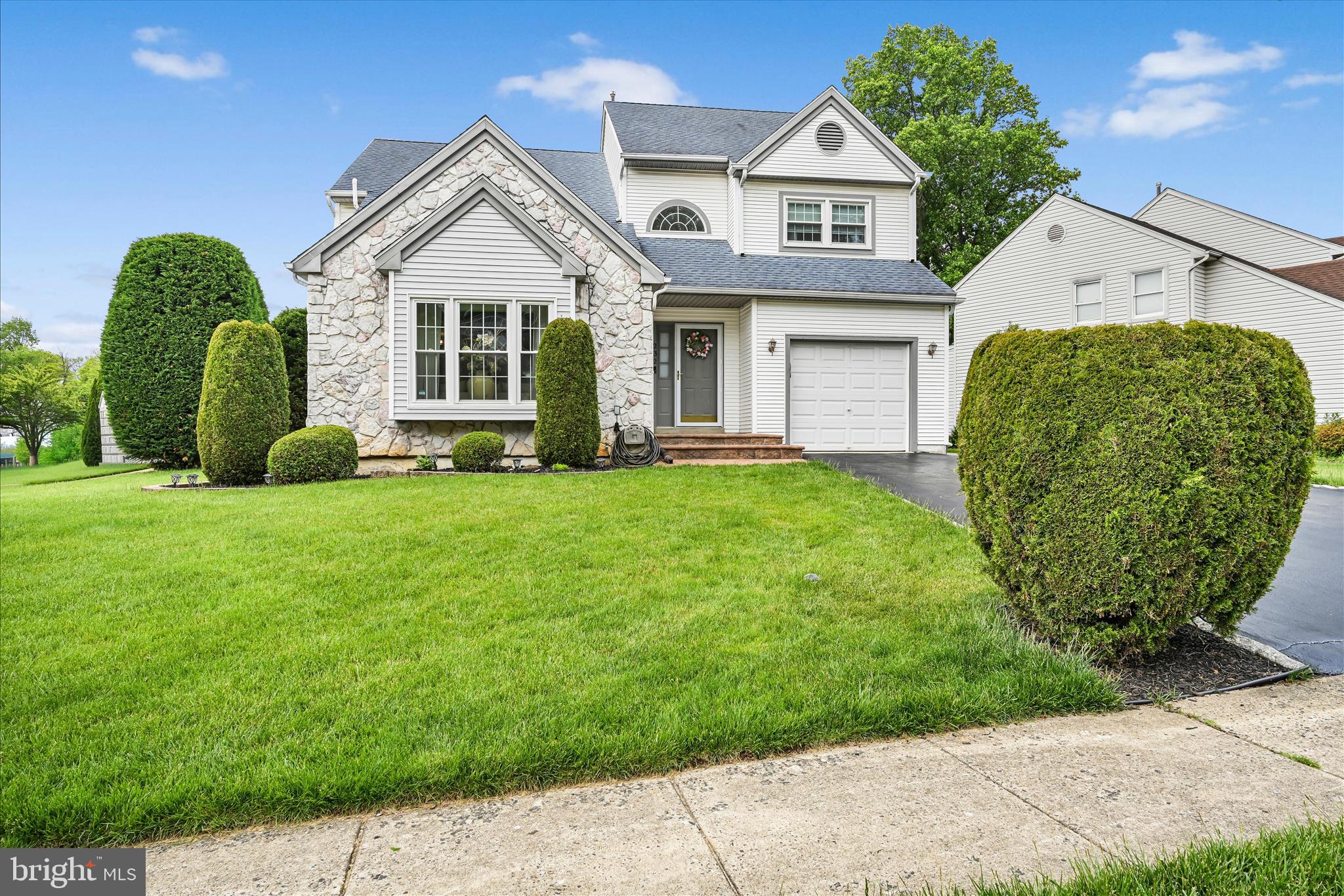 BRIDGEWATER - Residential