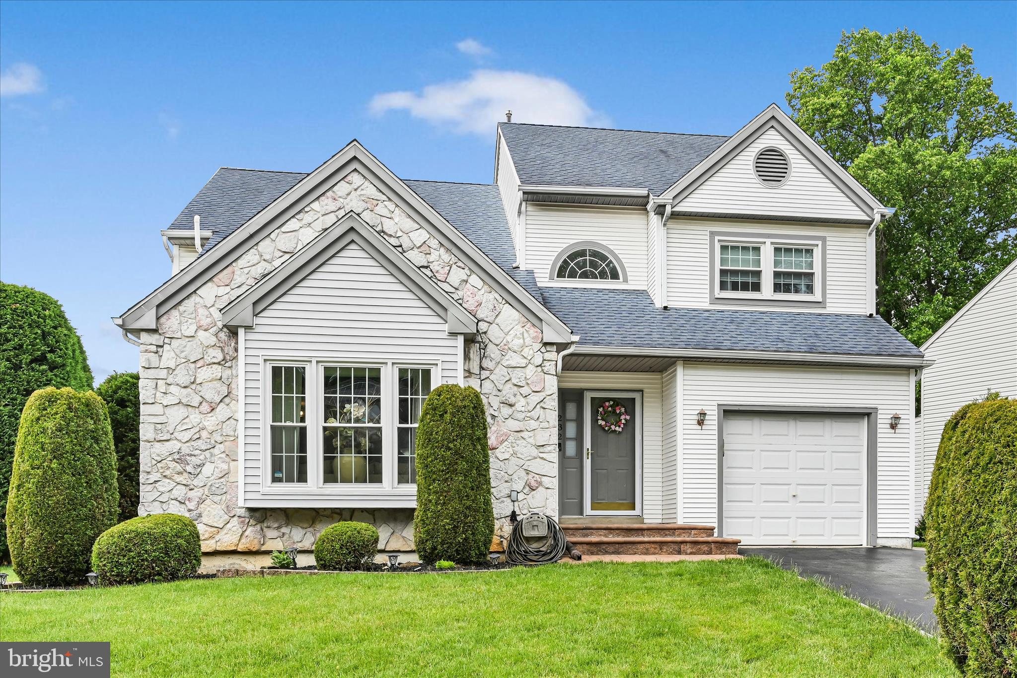 BRIDGEWATER - Residential