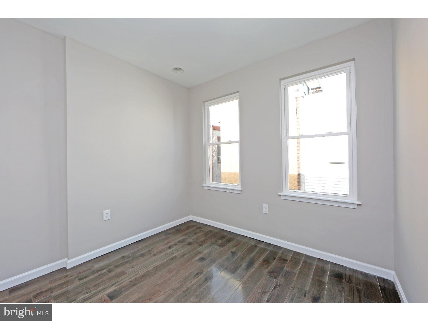 POINT BREEZE - Residential