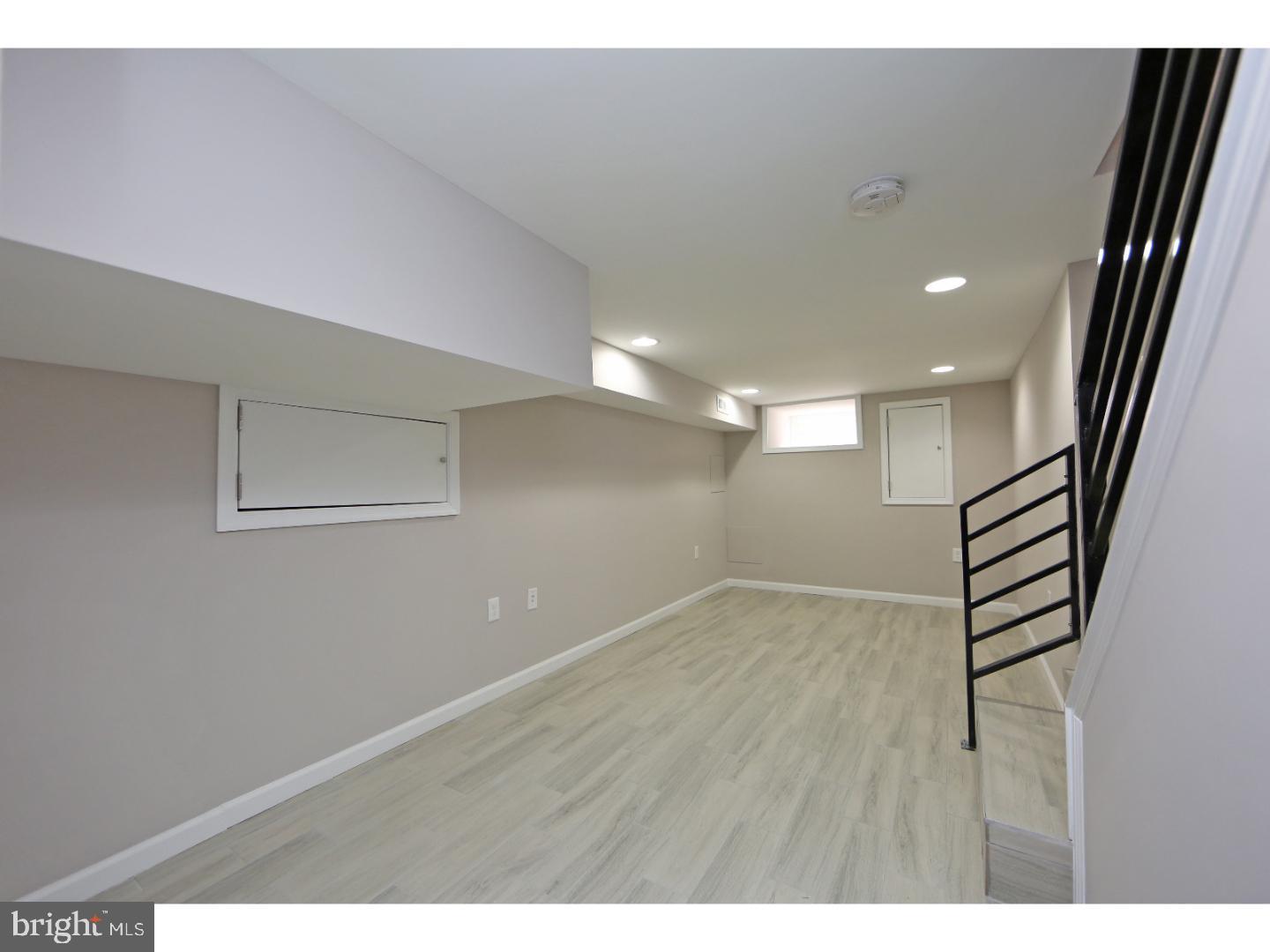 POINT BREEZE - Residential