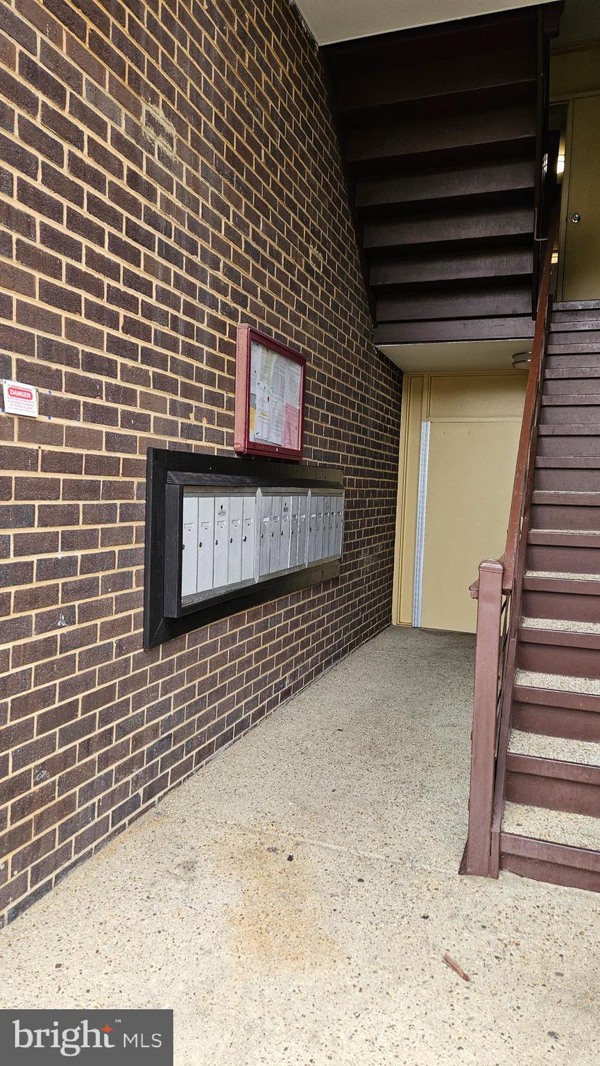 PRINCE PLACE II - Residential Lease