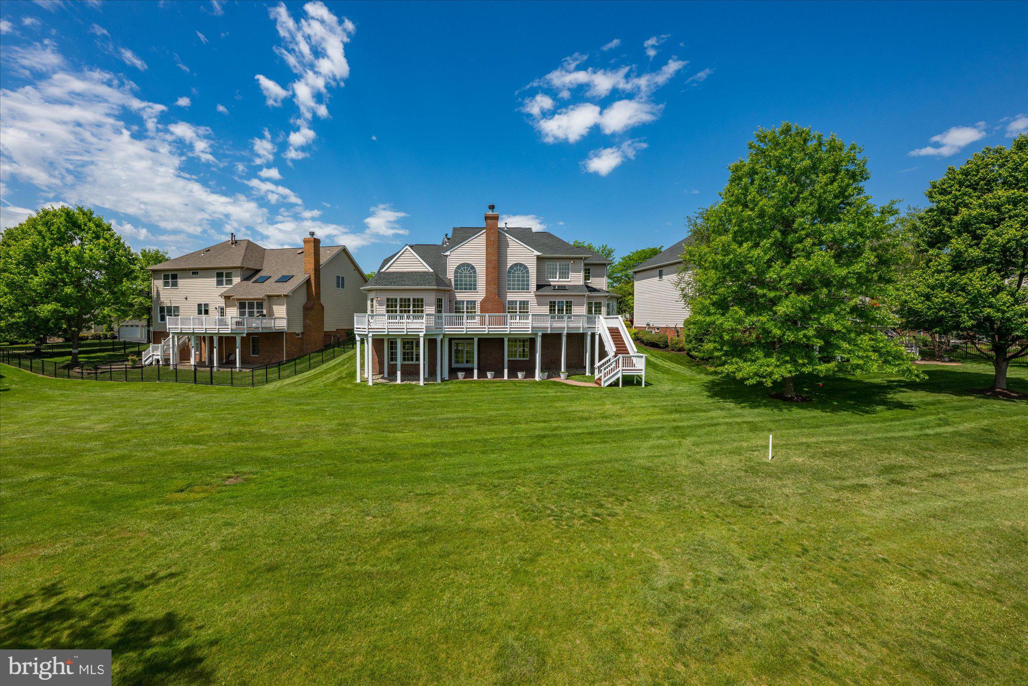 BELMONT COUNTRY CLUB - Residential