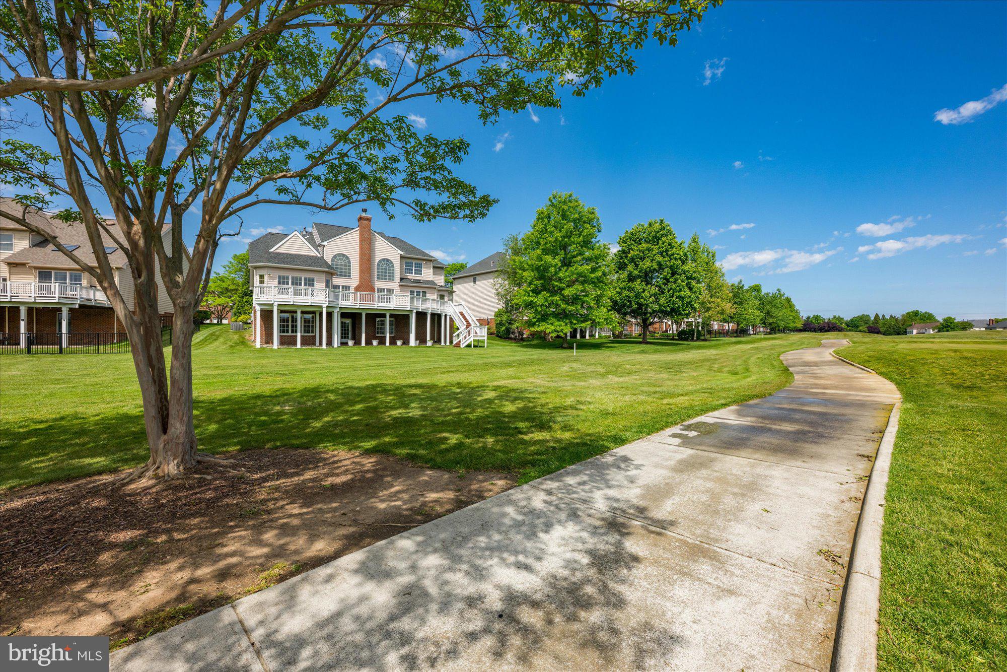 BELMONT COUNTRY CLUB - Residential