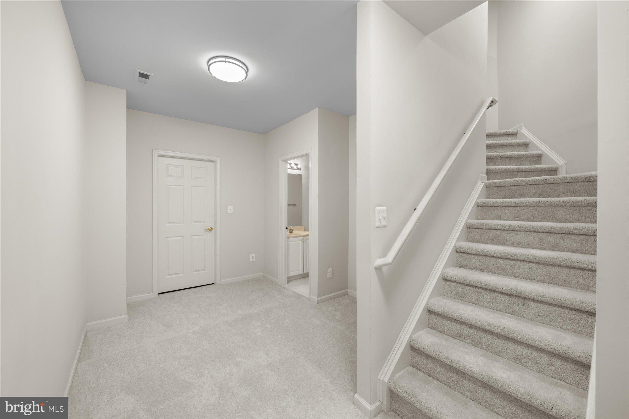BELMONT COUNTRY CLUB - Residential