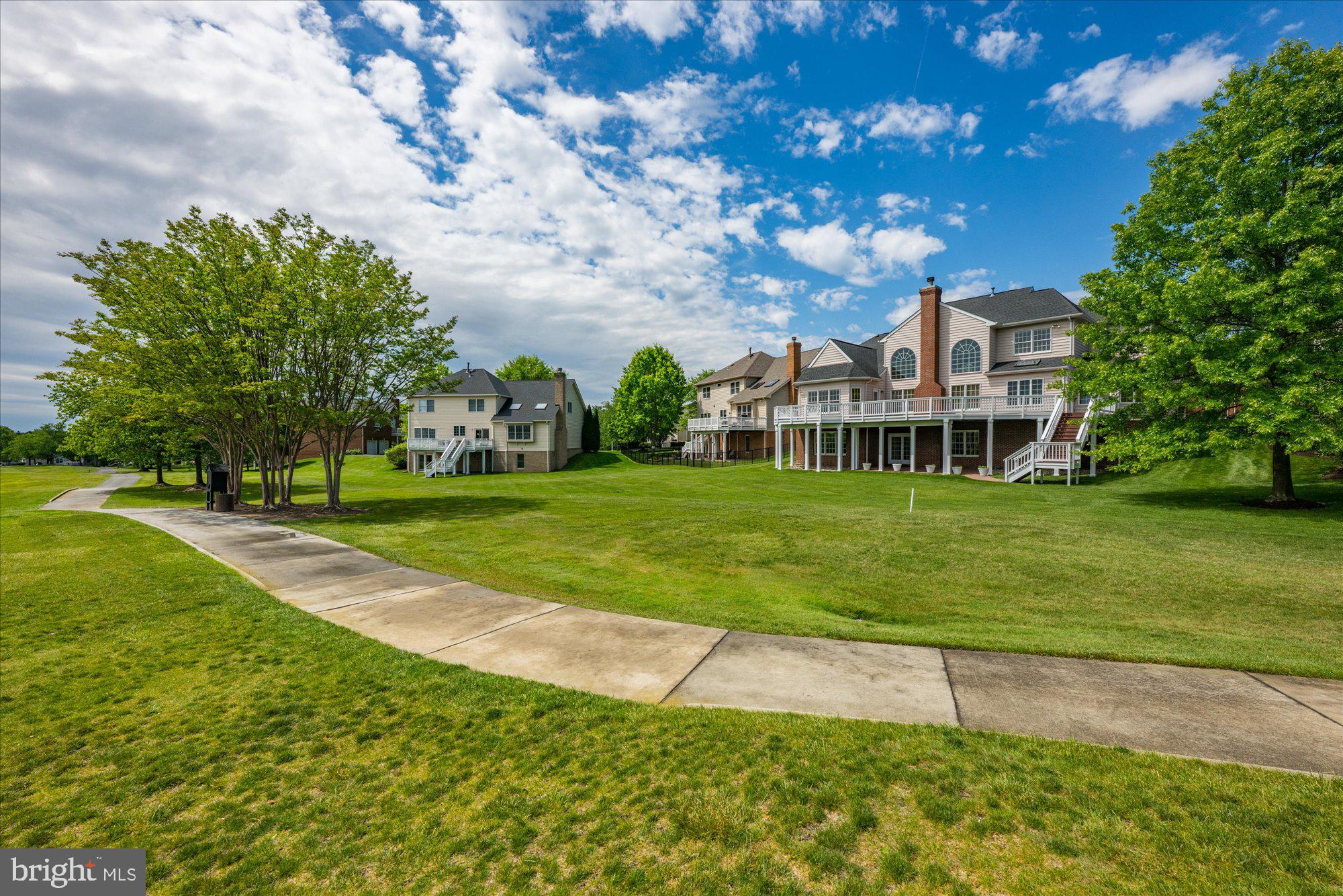 BELMONT COUNTRY CLUB - Residential