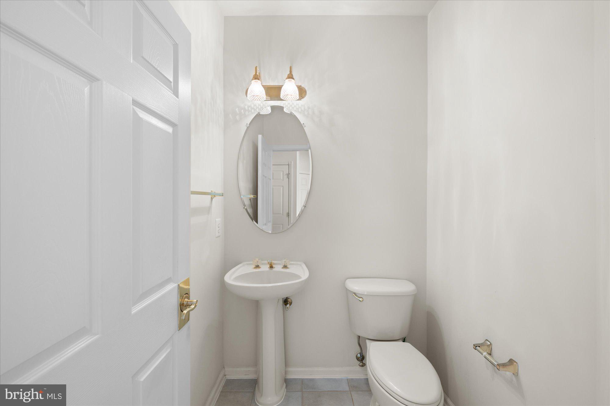BELMONT COUNTRY CLUB - Residential