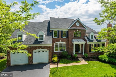Photo of 19988 Hazeltine Place, ASHBURN, VA 20147 (MLS # VALO2124882)