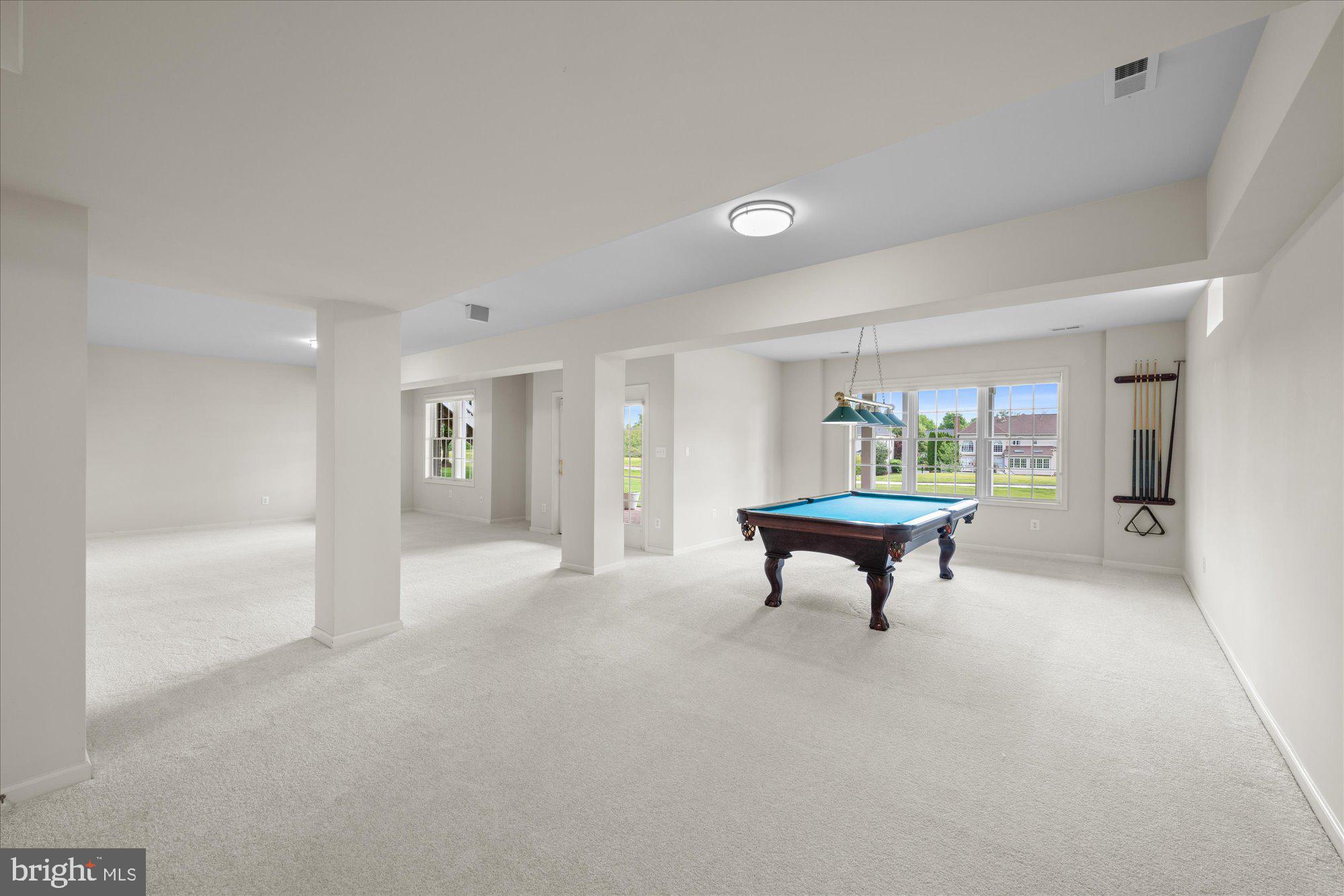 BELMONT COUNTRY CLUB - Residential